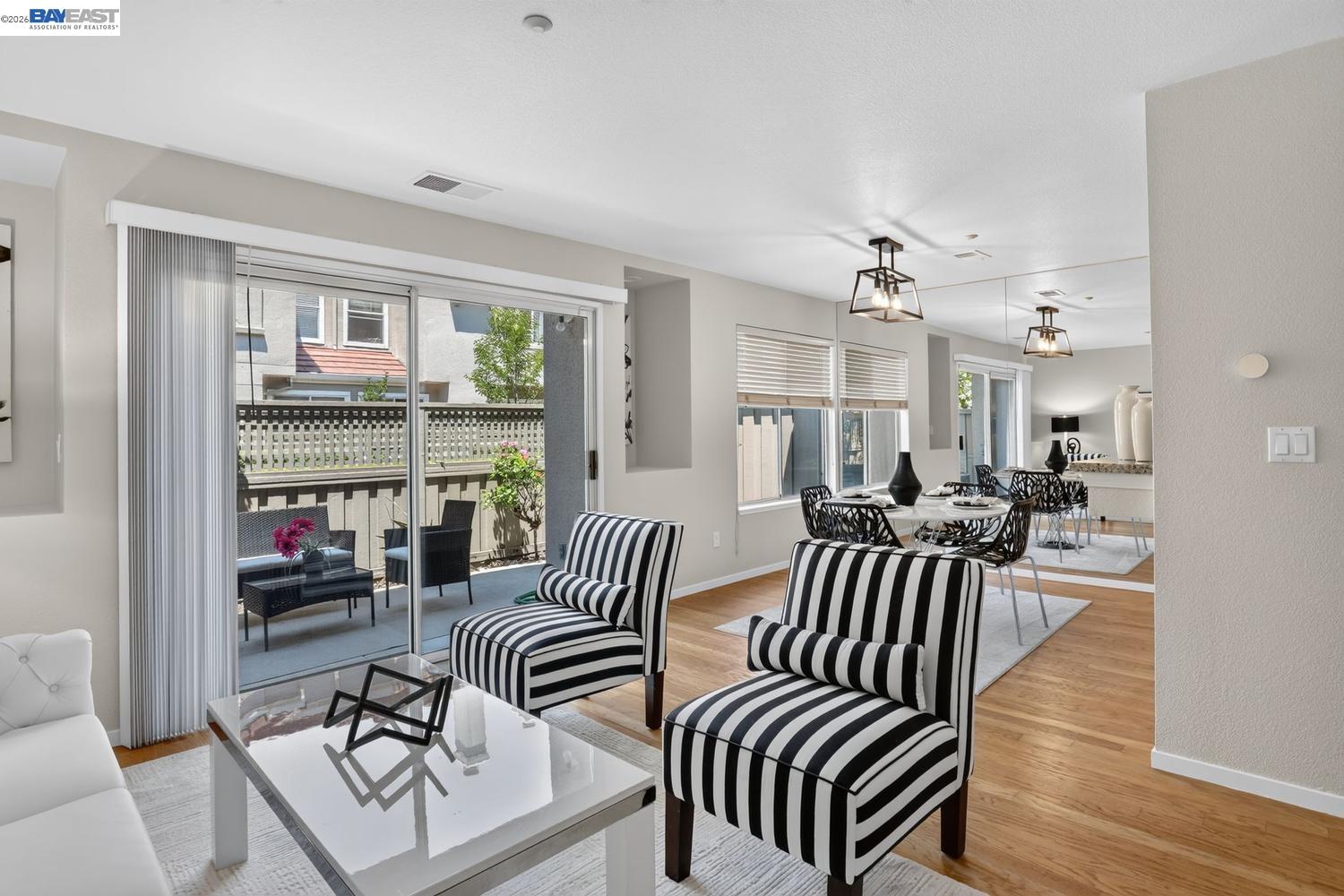 4042 Rio Ct