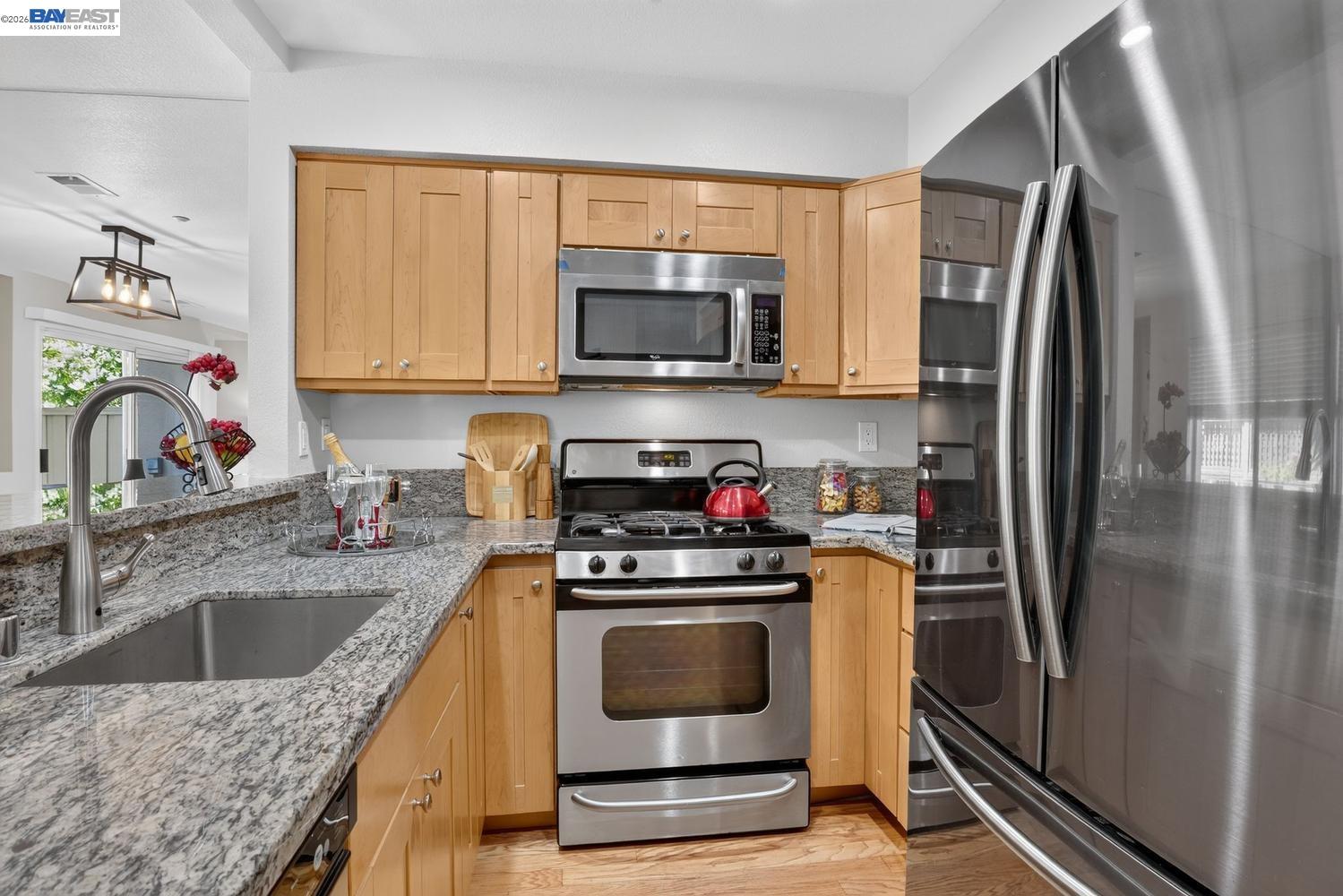 4042 Rio Ct