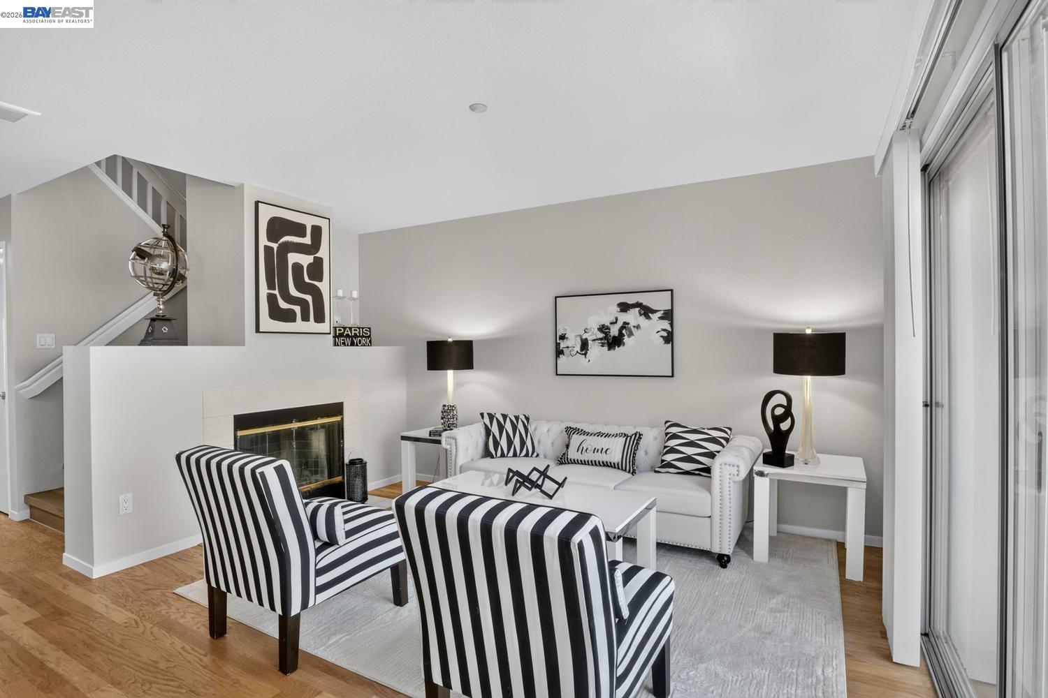 4042 Rio Ct