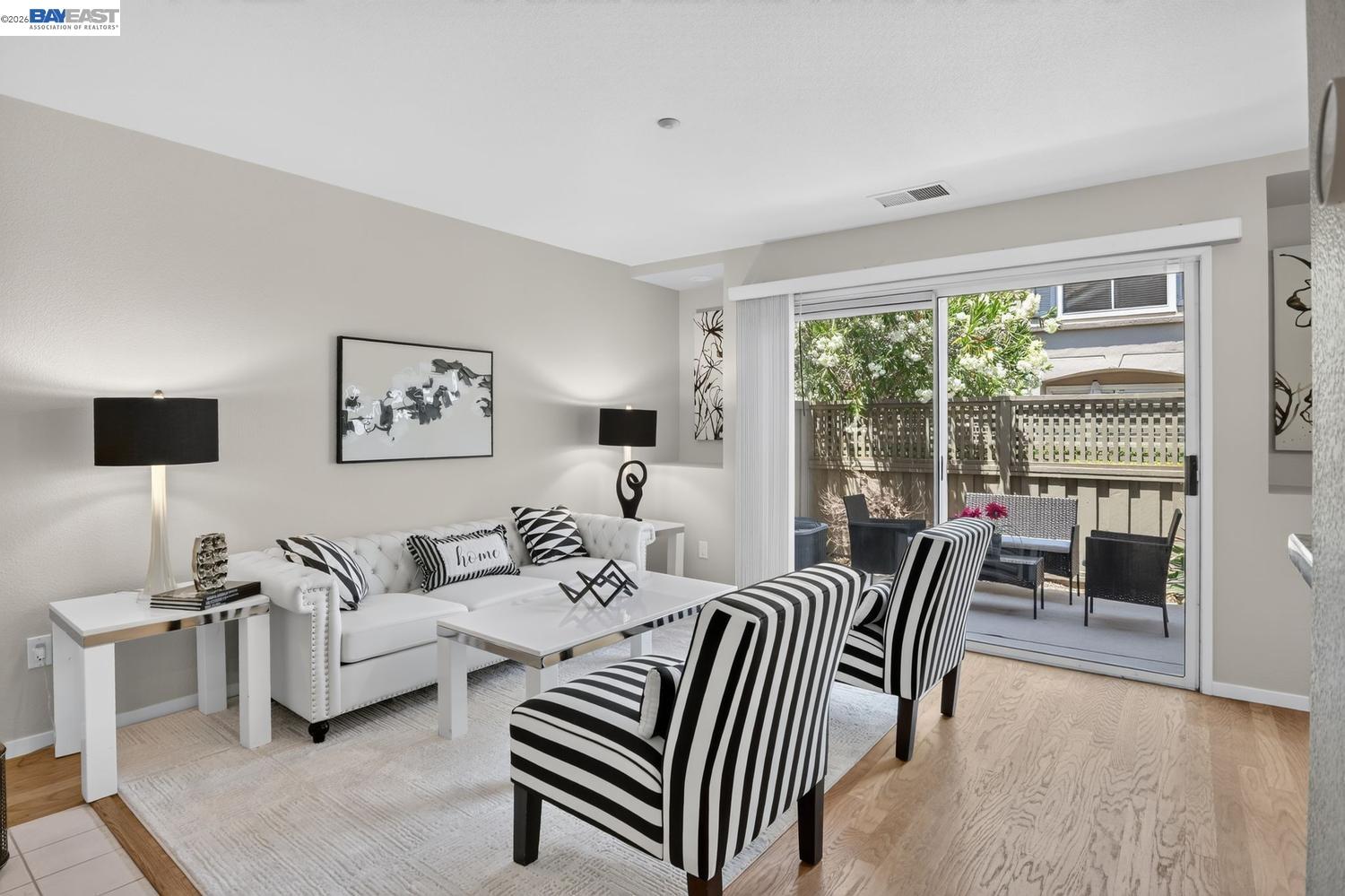 4042 Rio Ct