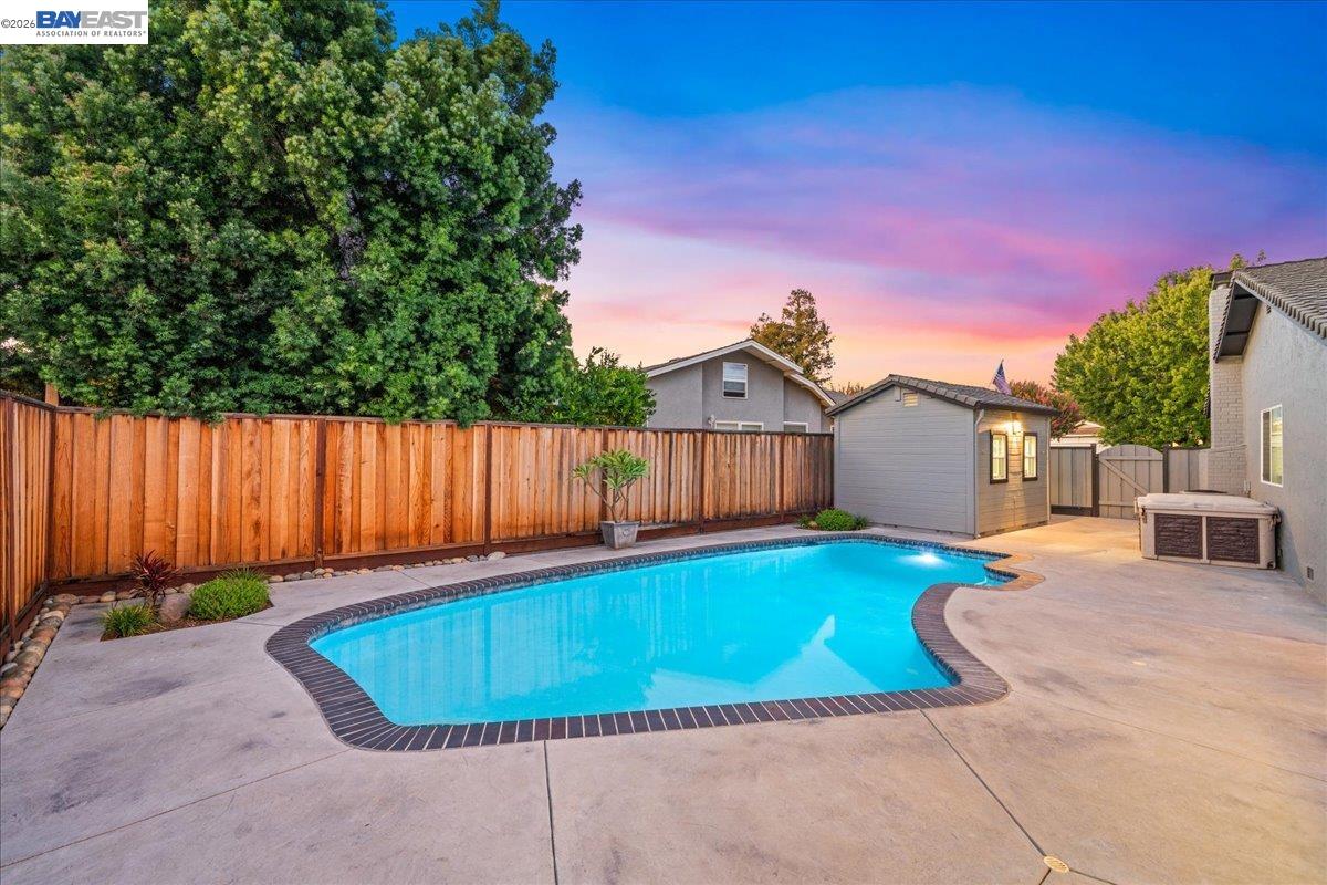 533 Cinnabar Dr