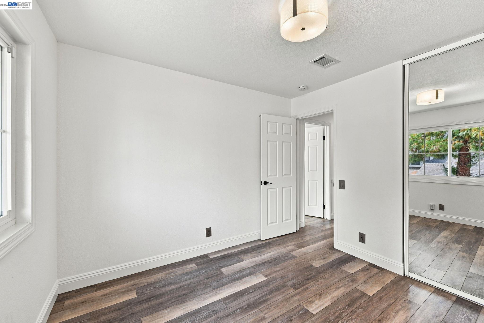 2423 Blackpool Ln