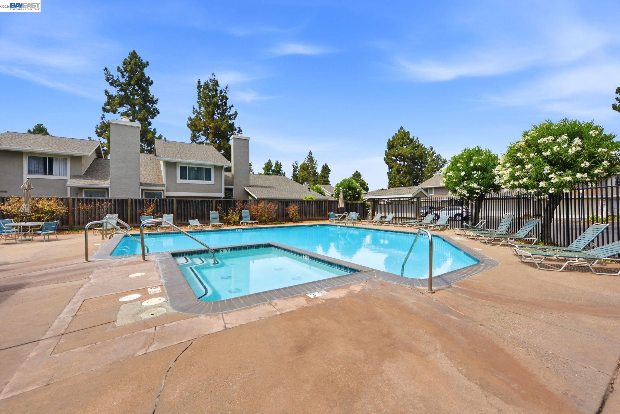 2423 Blackpool Ln