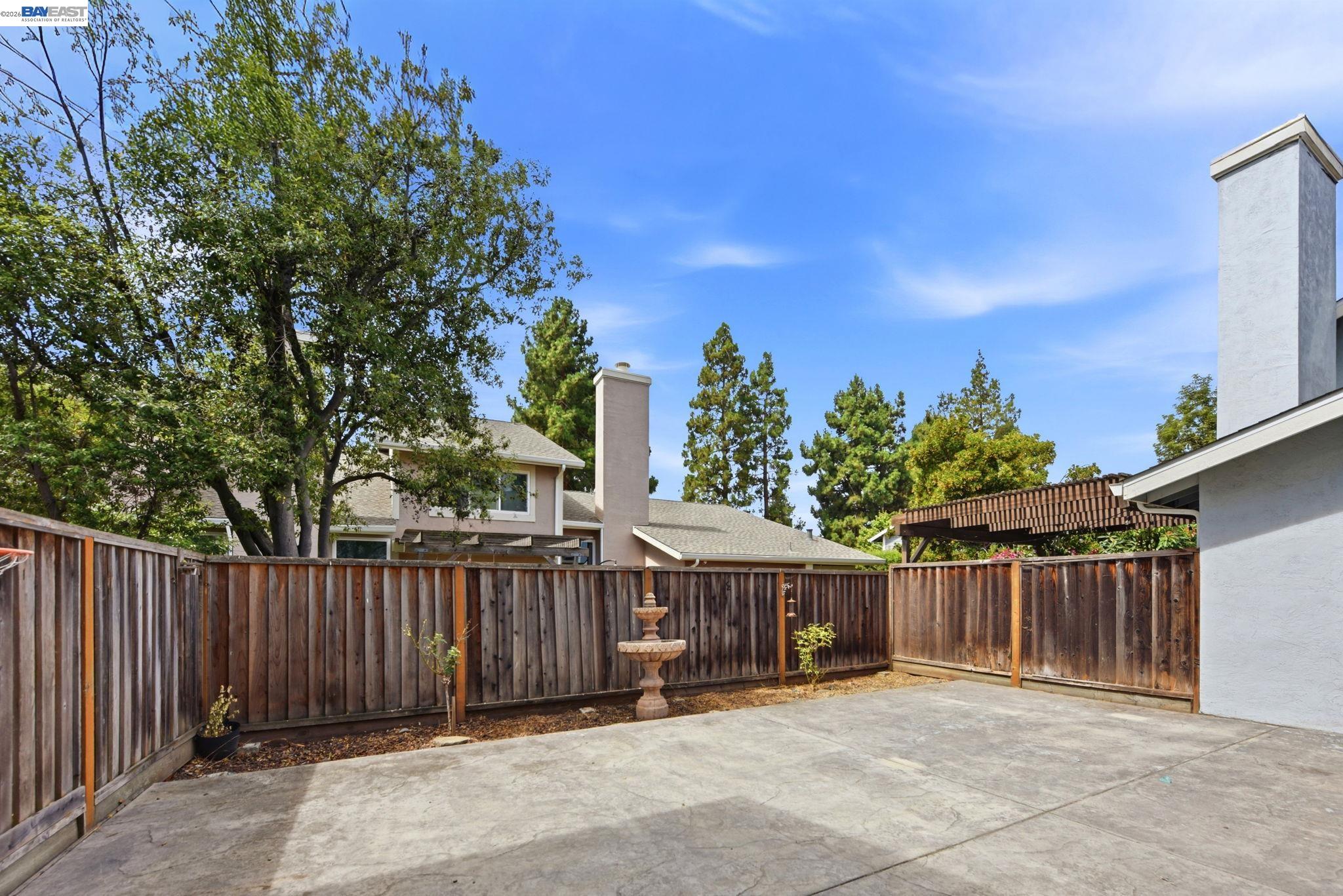 2423 Blackpool Ln