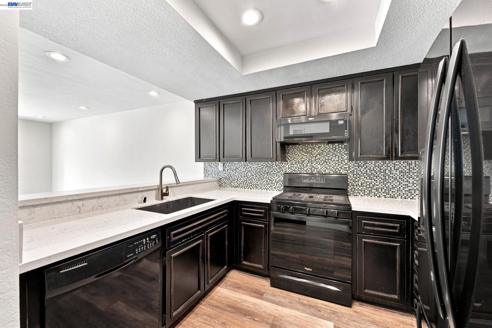 2423 Blackpool Ln