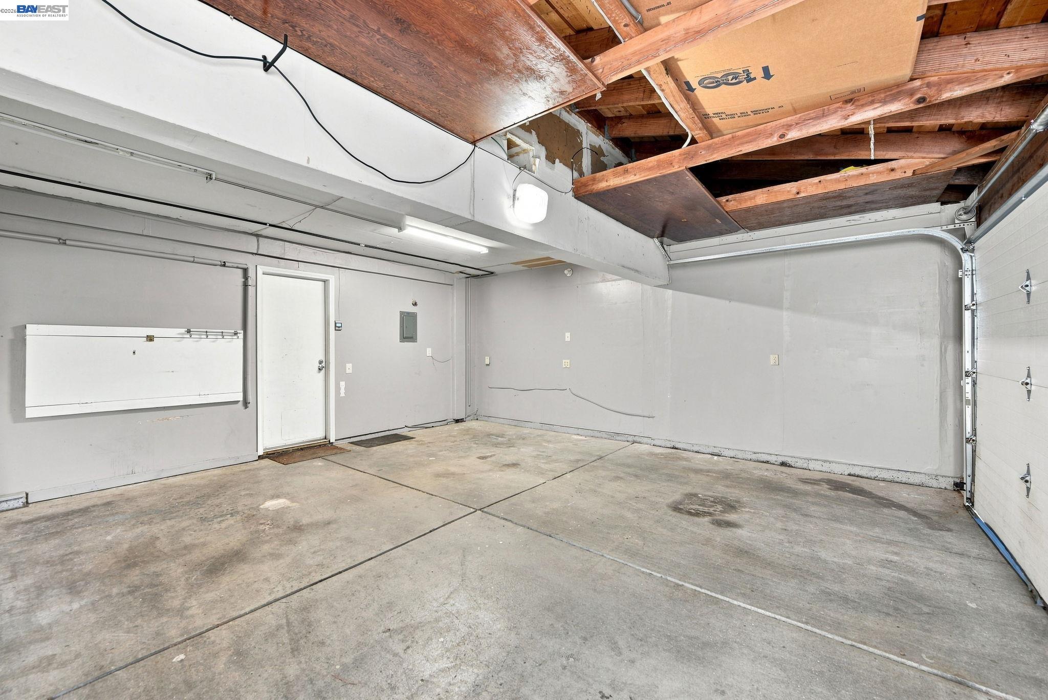 2423 Blackpool Ln