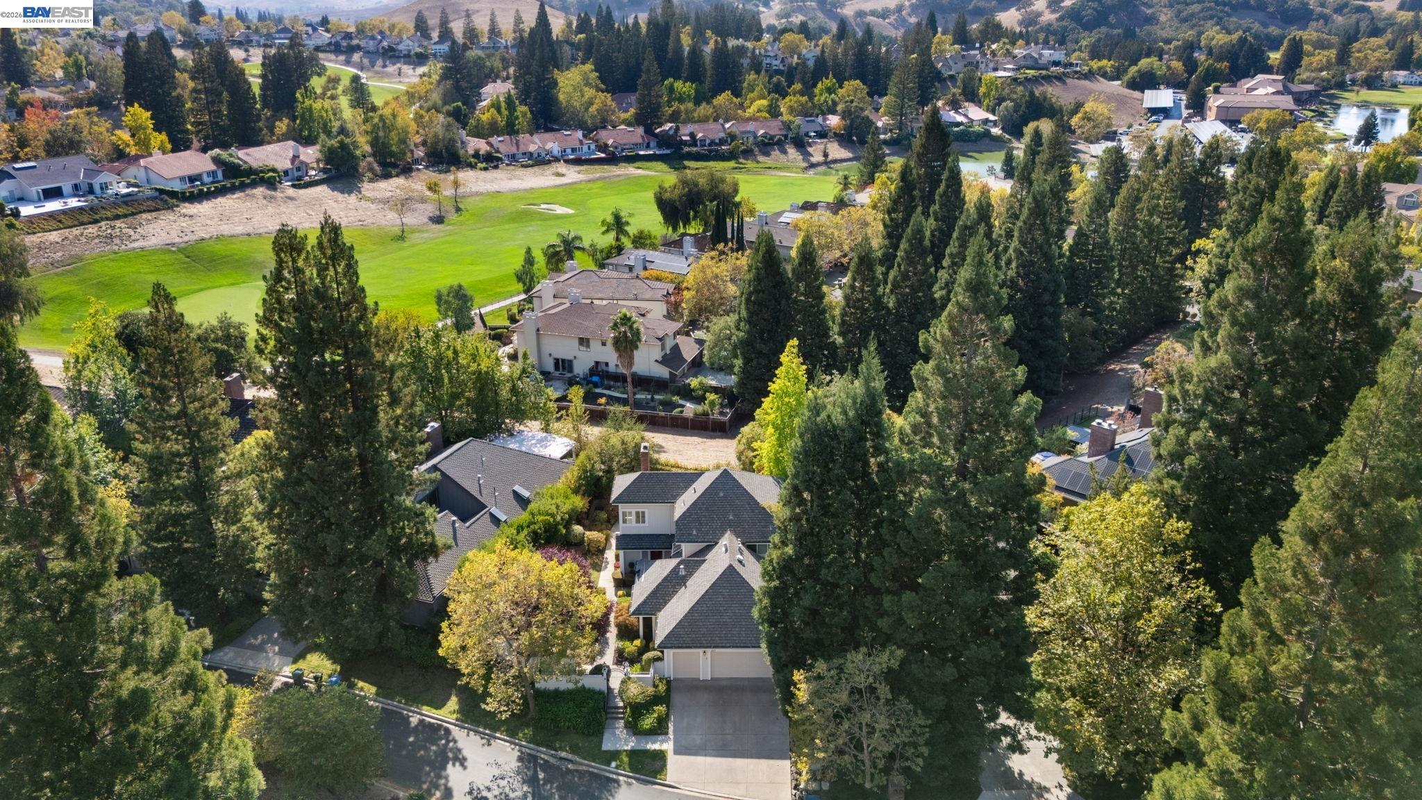 817 Redwood Dr