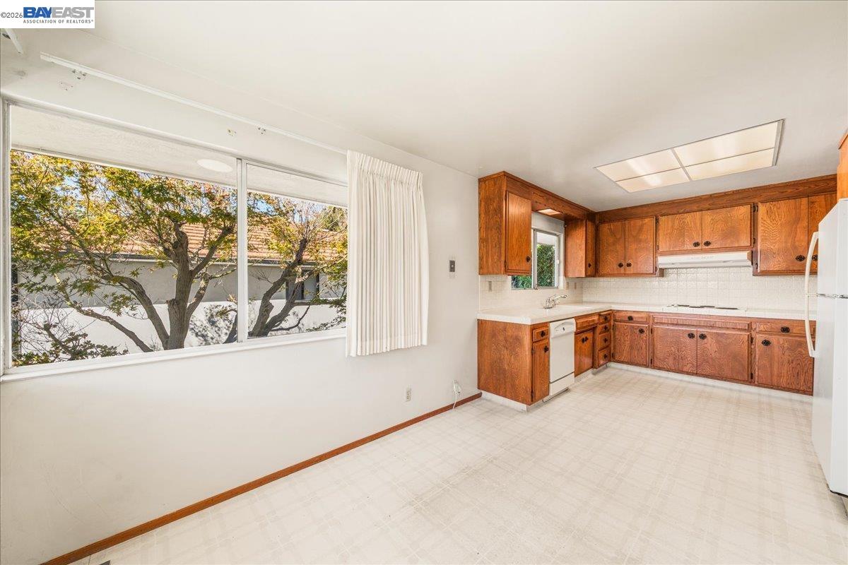 1356 Scenicview Dr