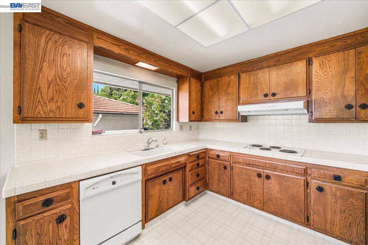 1356 Scenicview Dr