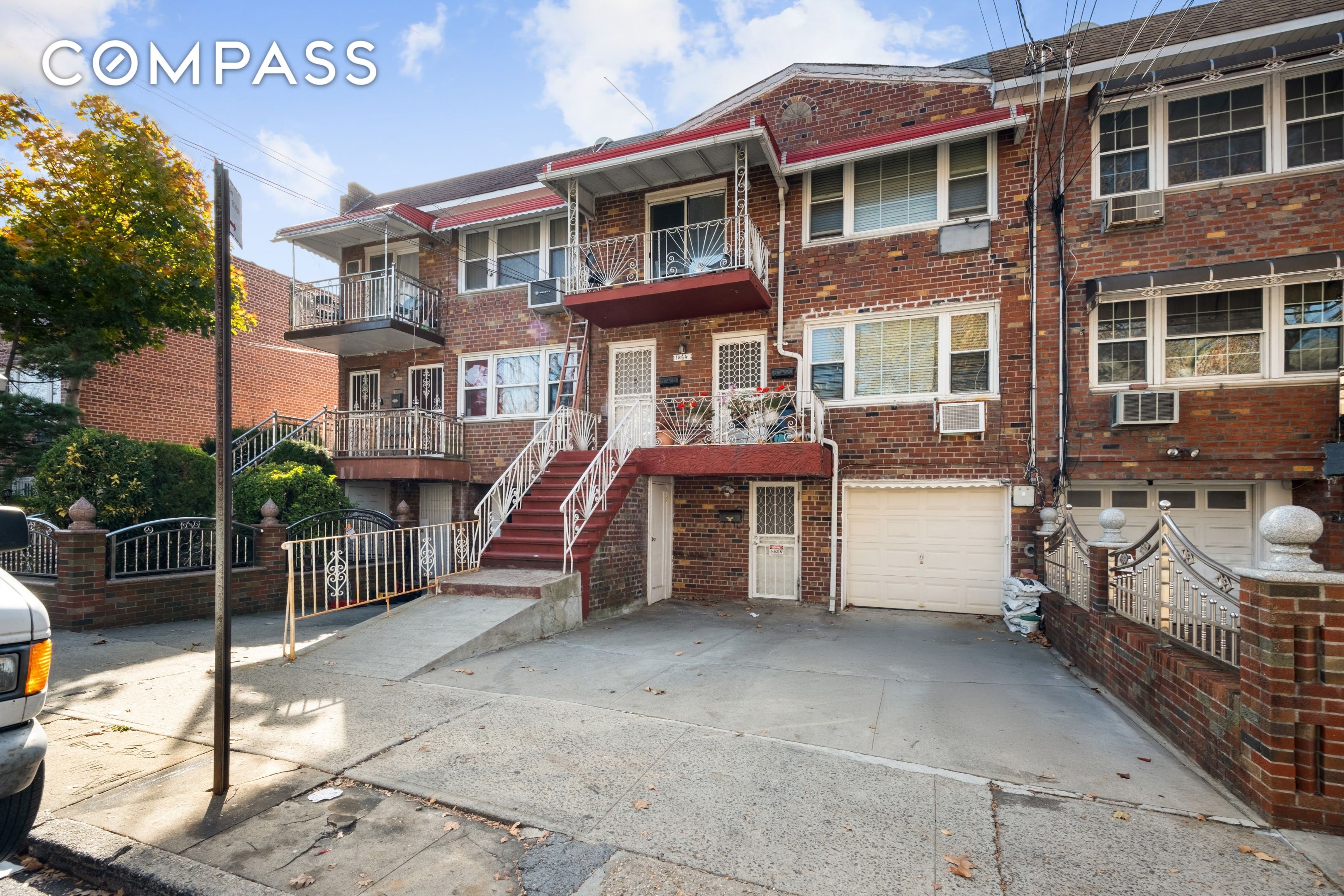 1464 E 84th Street