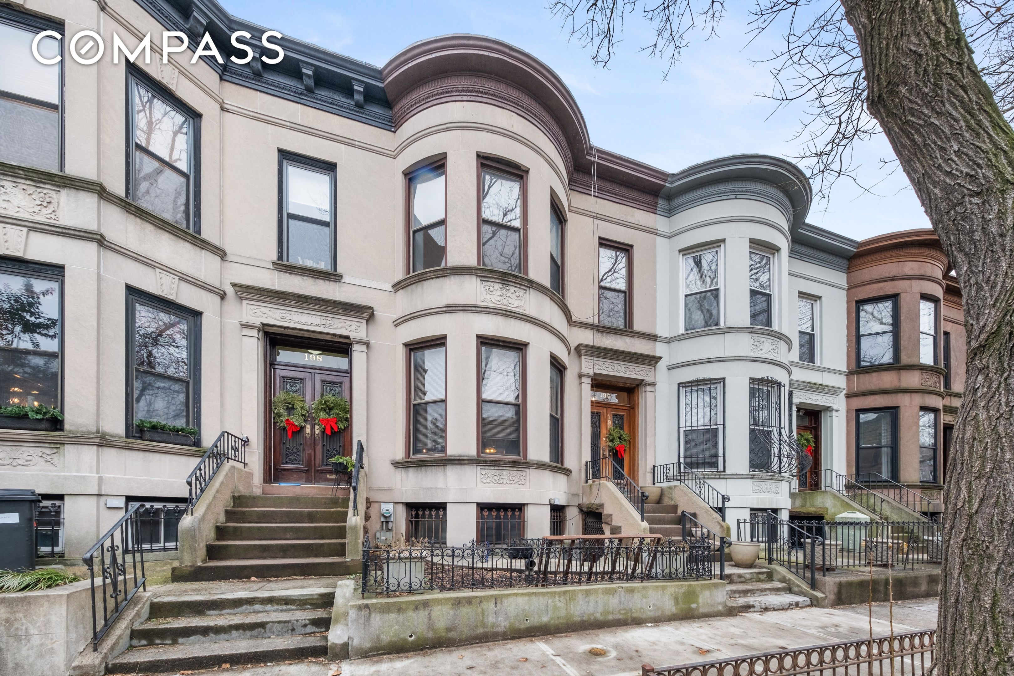 196 Maple Street