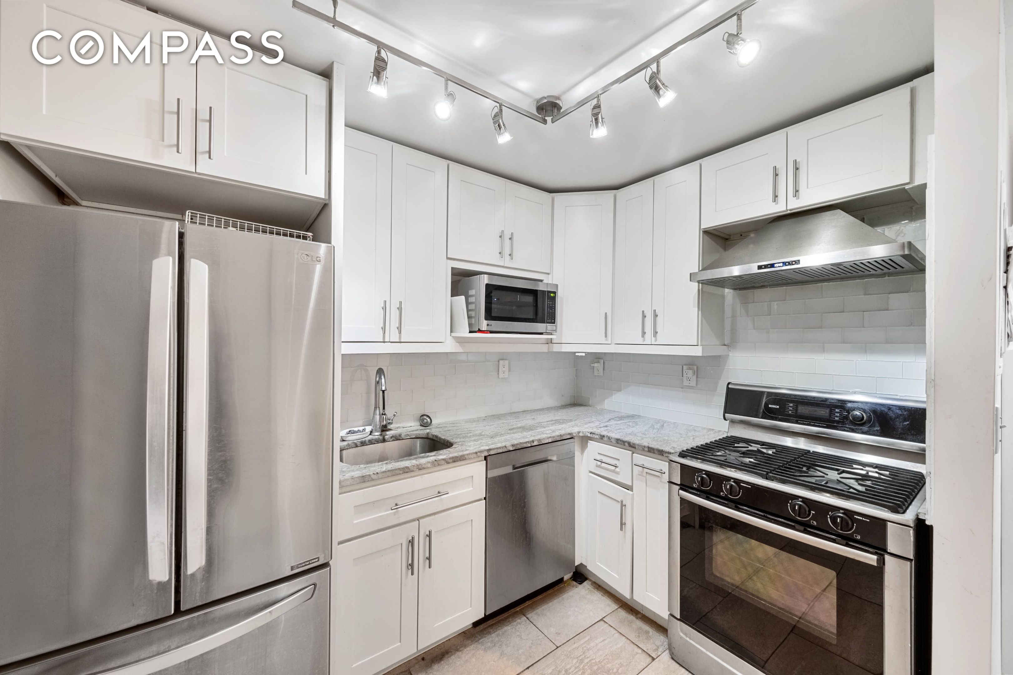 376 Broadway 4F