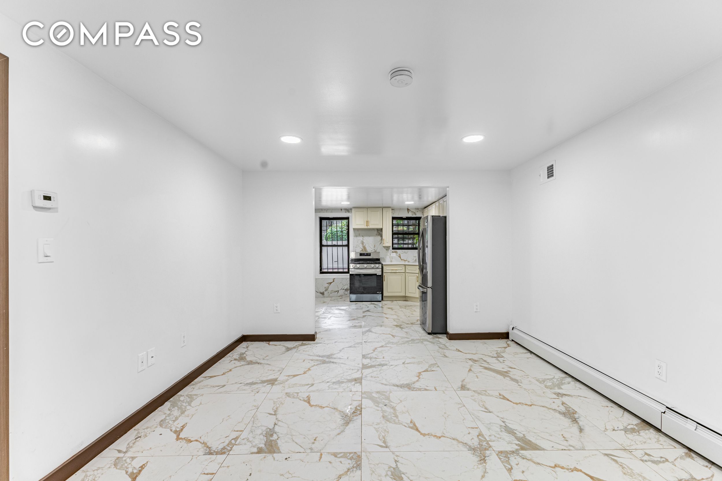 902 Lafayette Avenue