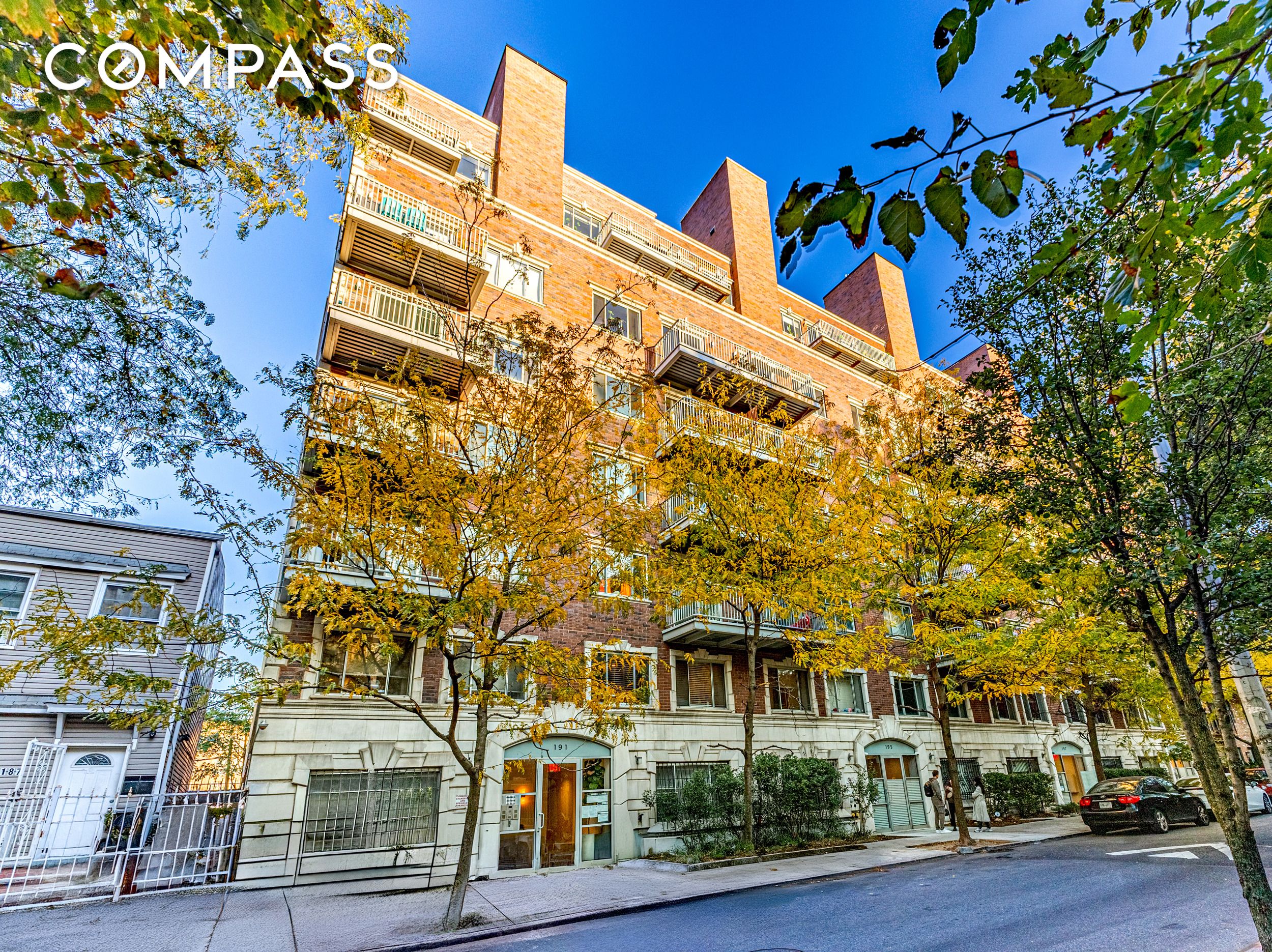 195 Spencer Street 7B