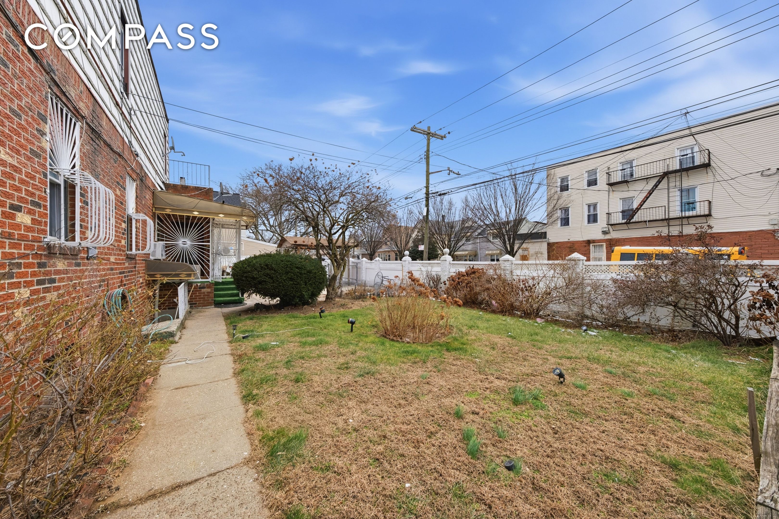 9406 Ave K