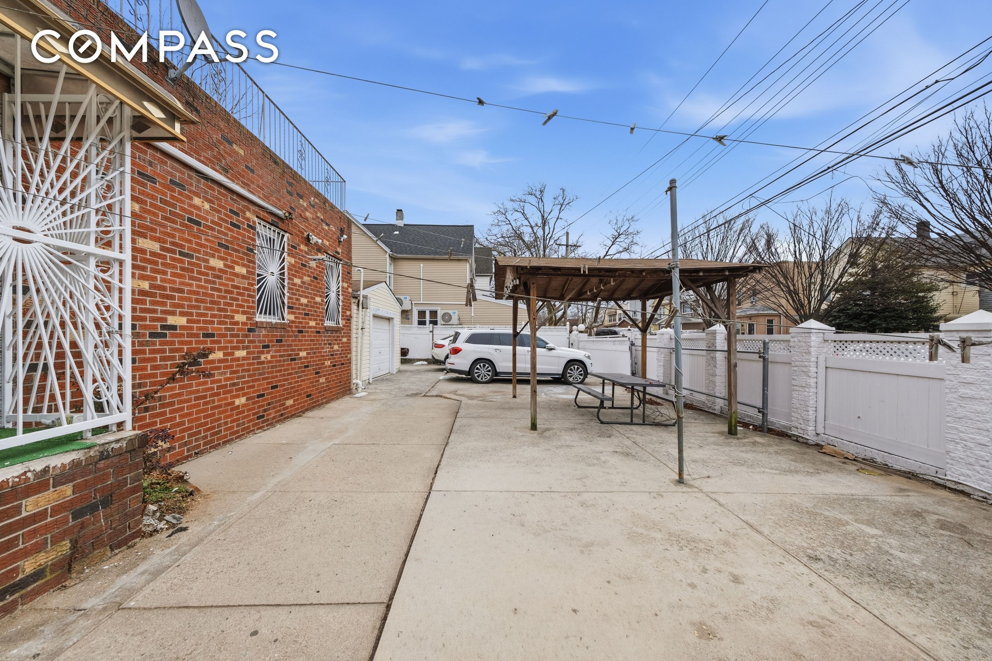9406 Ave K