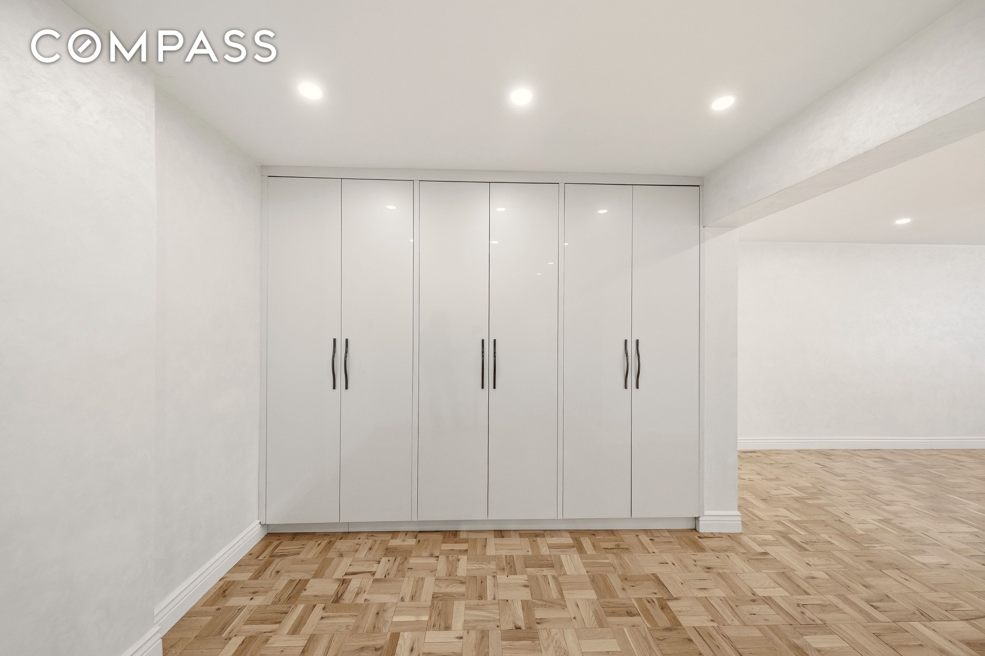 1577 E 17th Street 2F