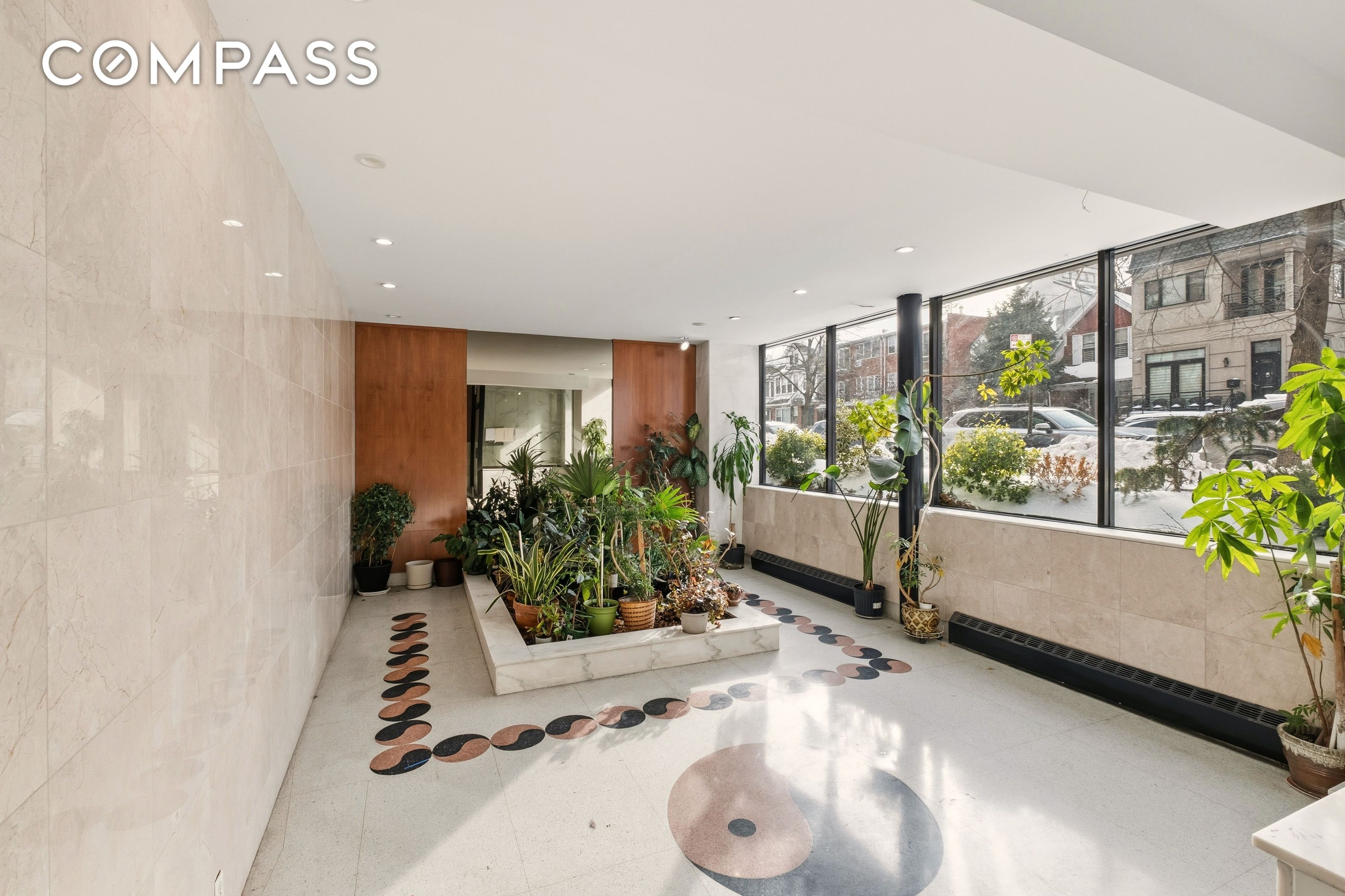 1577 E 17th Street 2F