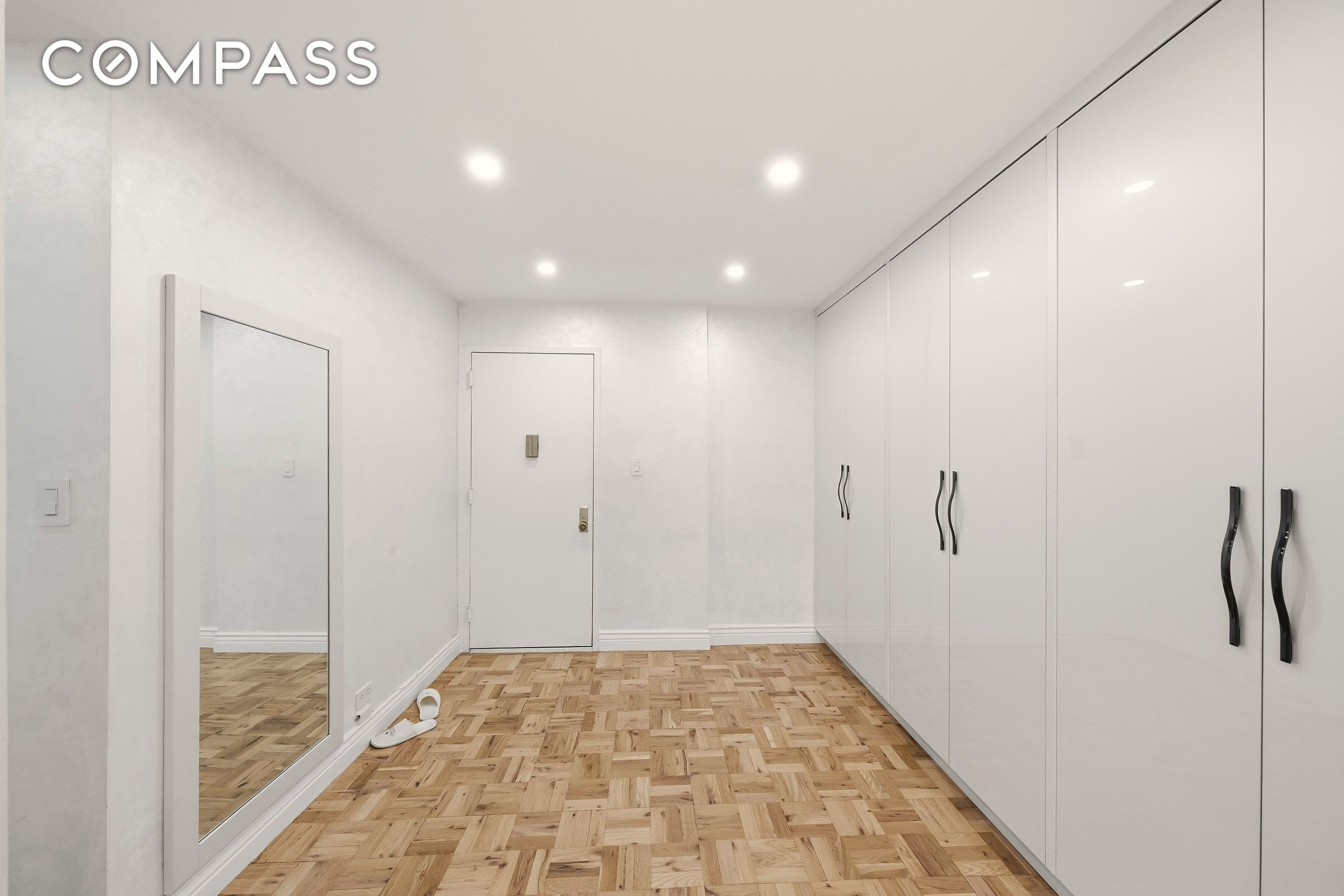 1577 E 17th Street 2F