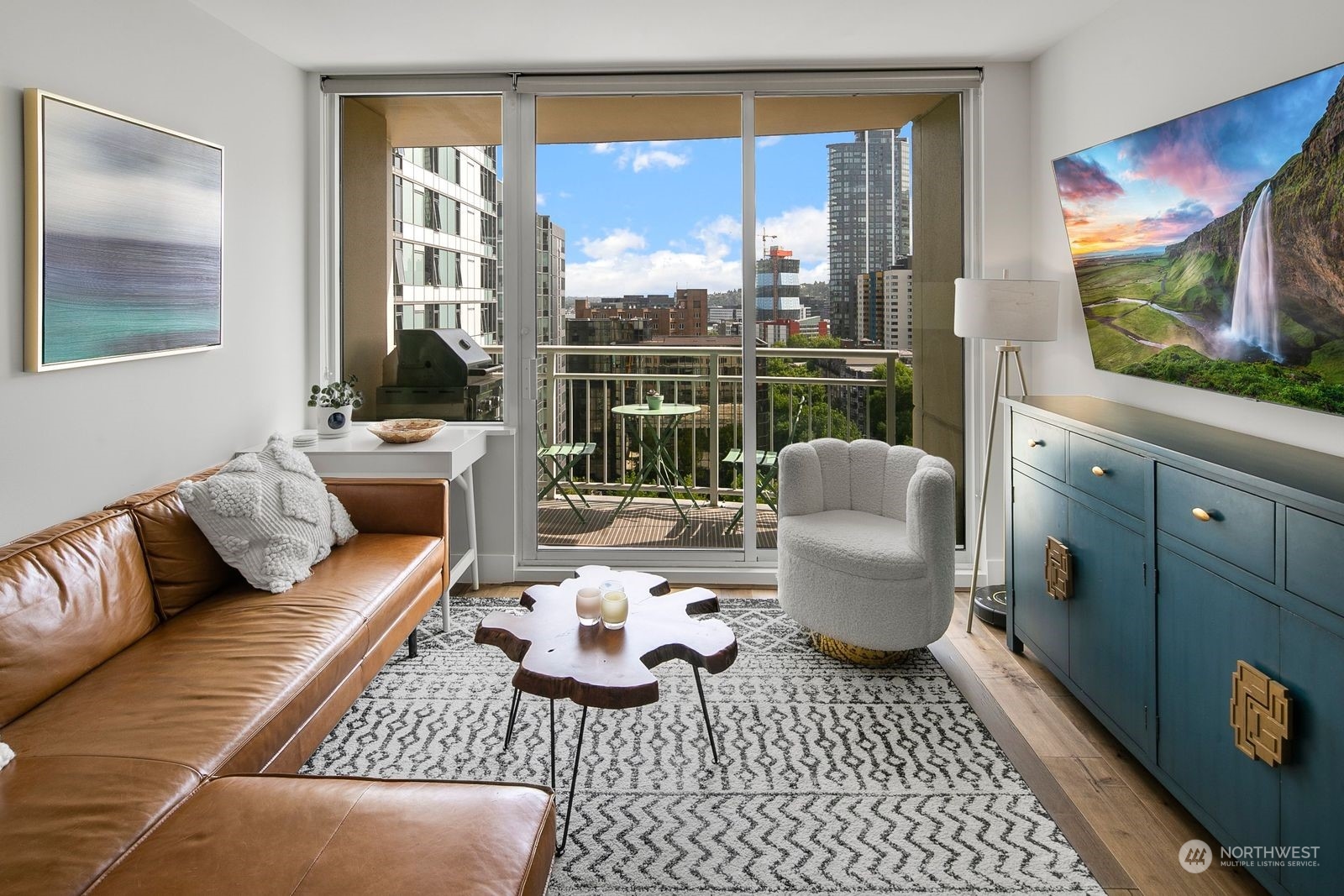 2600 2nd Avenue Unit: 1601