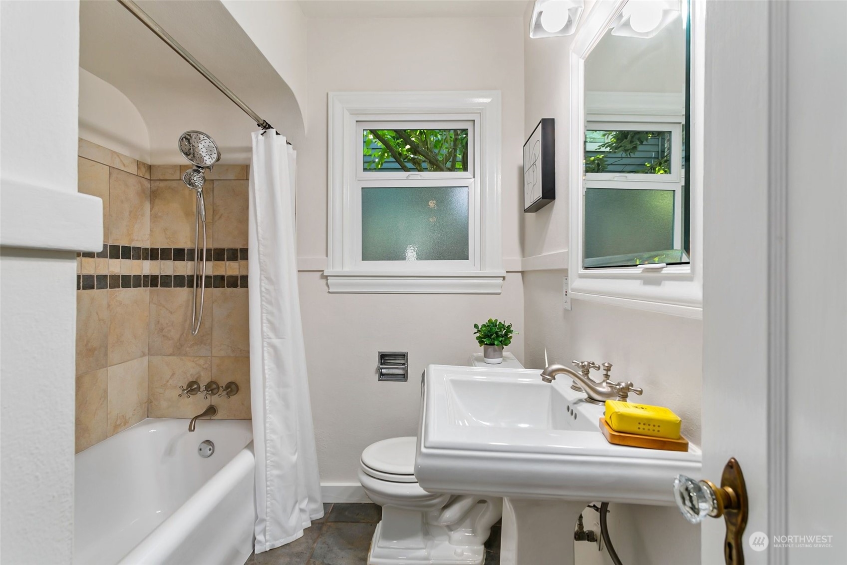 2918 W Blaine Street