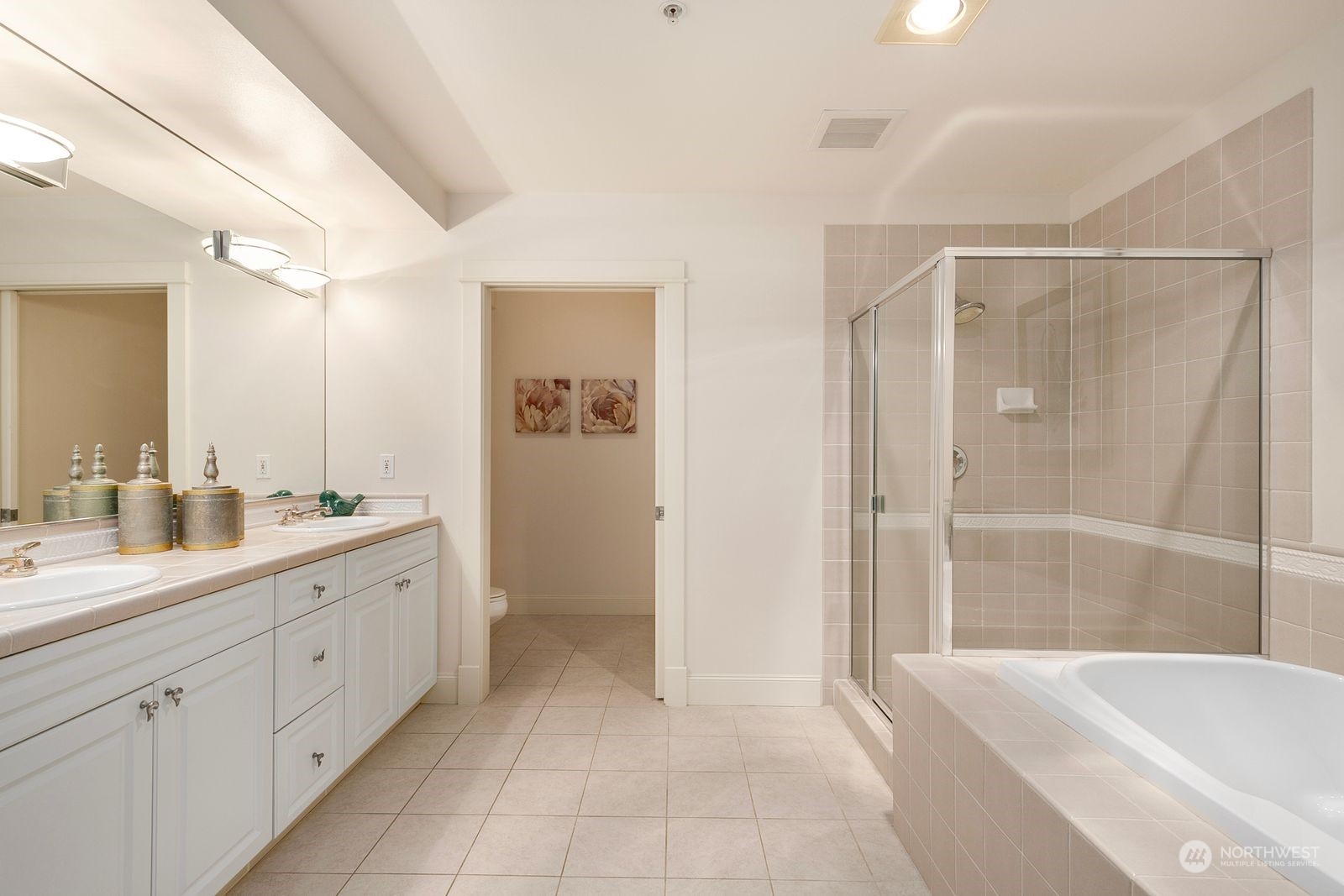 121 Lakeside Avenue Unit: 201