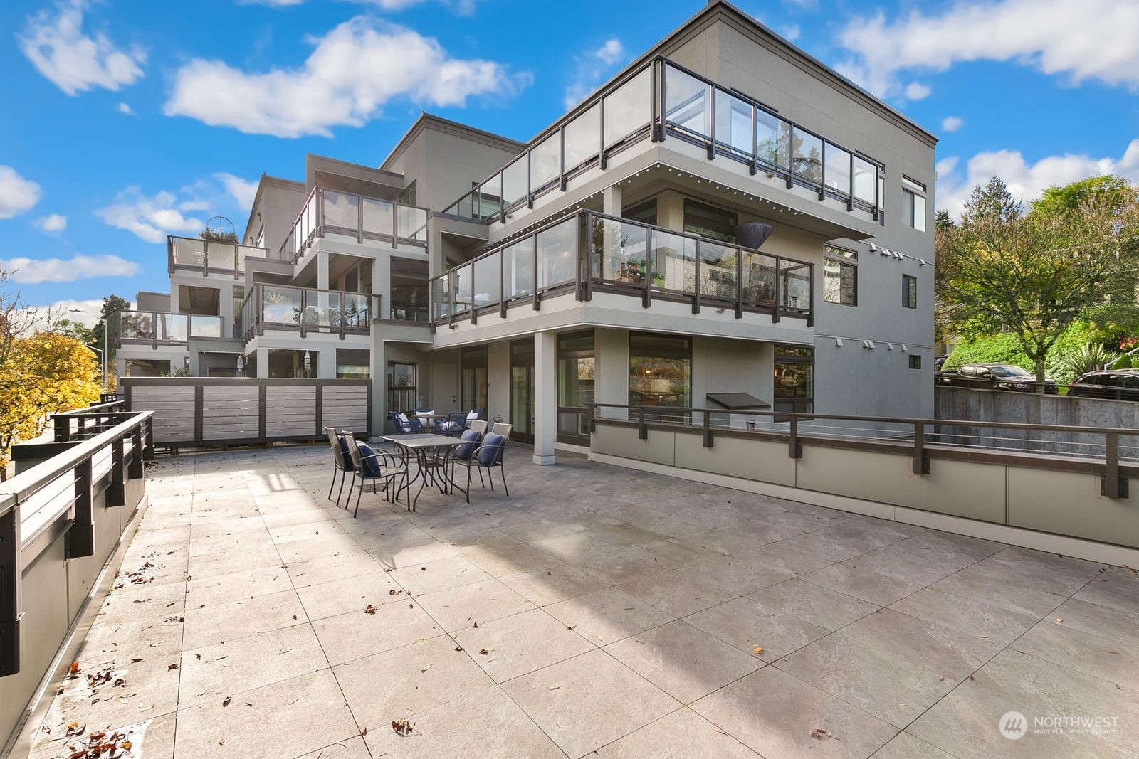 121 Lakeside Avenue Unit: 201