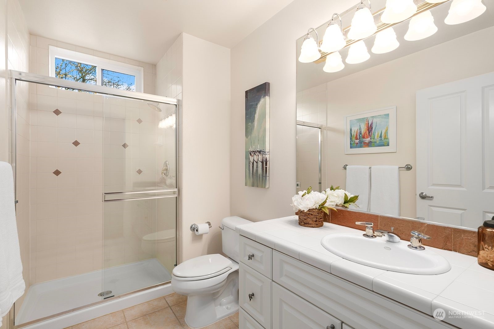 121 Lakeside Avenue Unit: 201