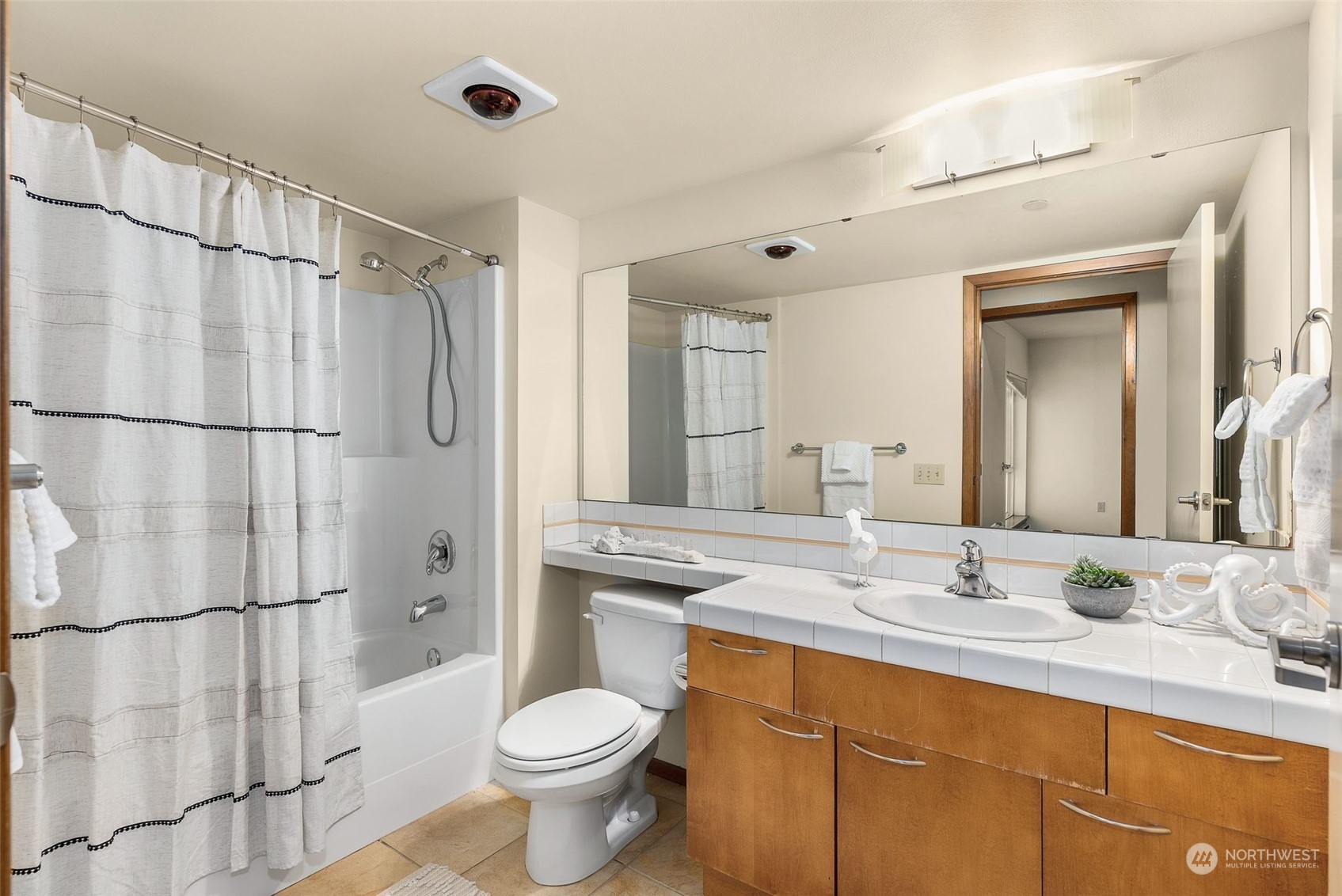 12334 31st Avenue NE Unit: 601