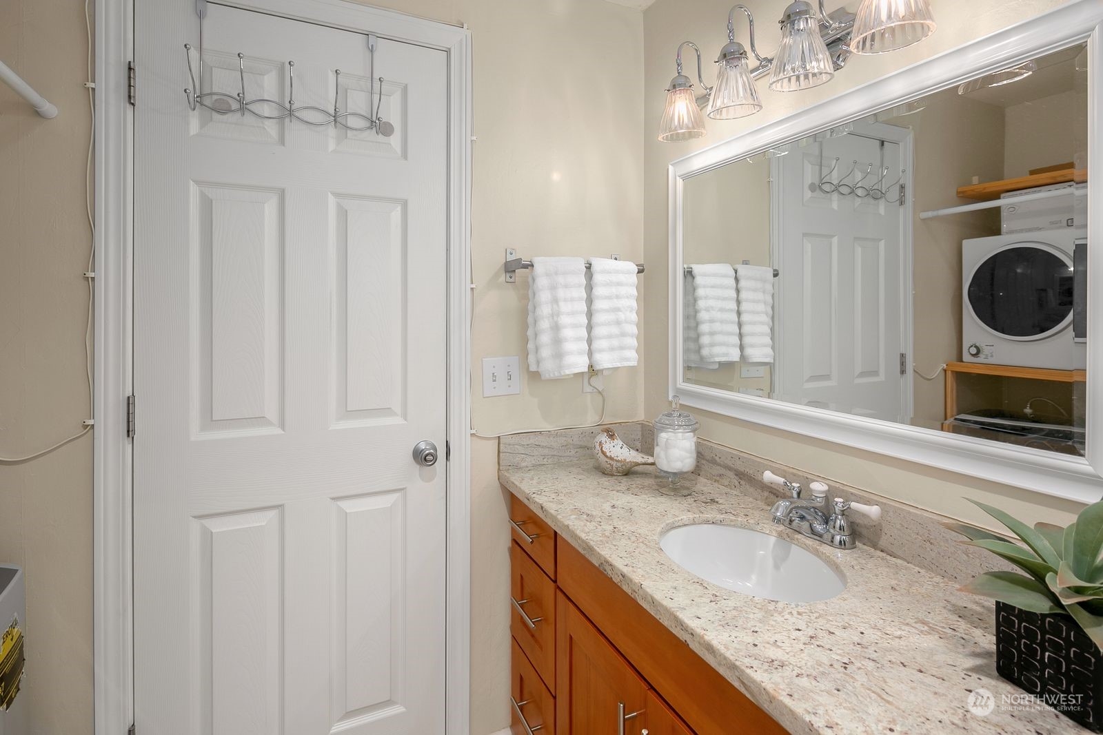 3722 27th Place W Unit: 301