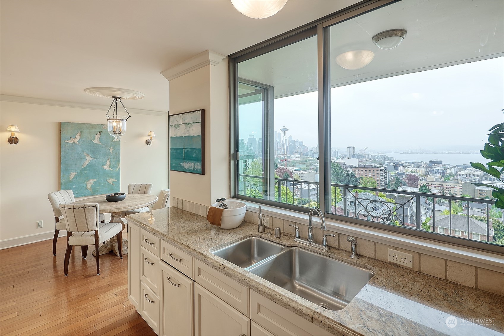 111 W Highland Drive Unit: 3W