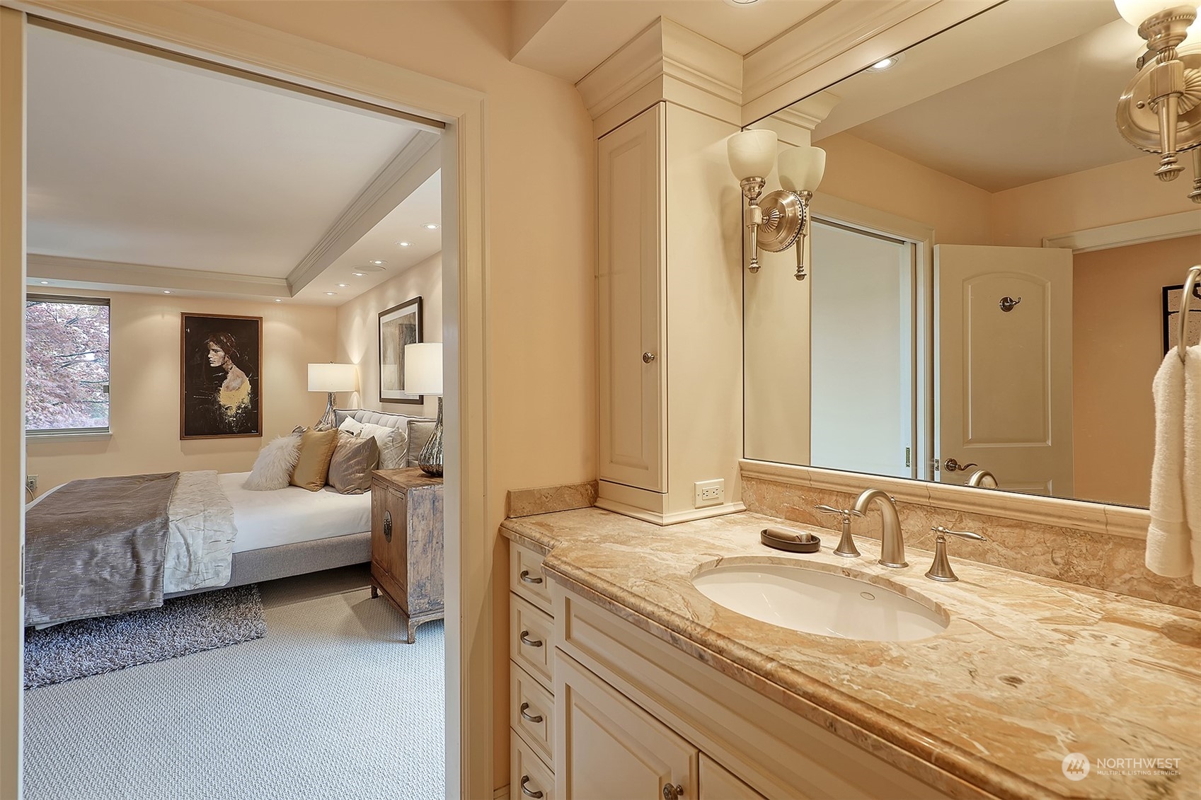 111 W Highland Drive Unit: 3W