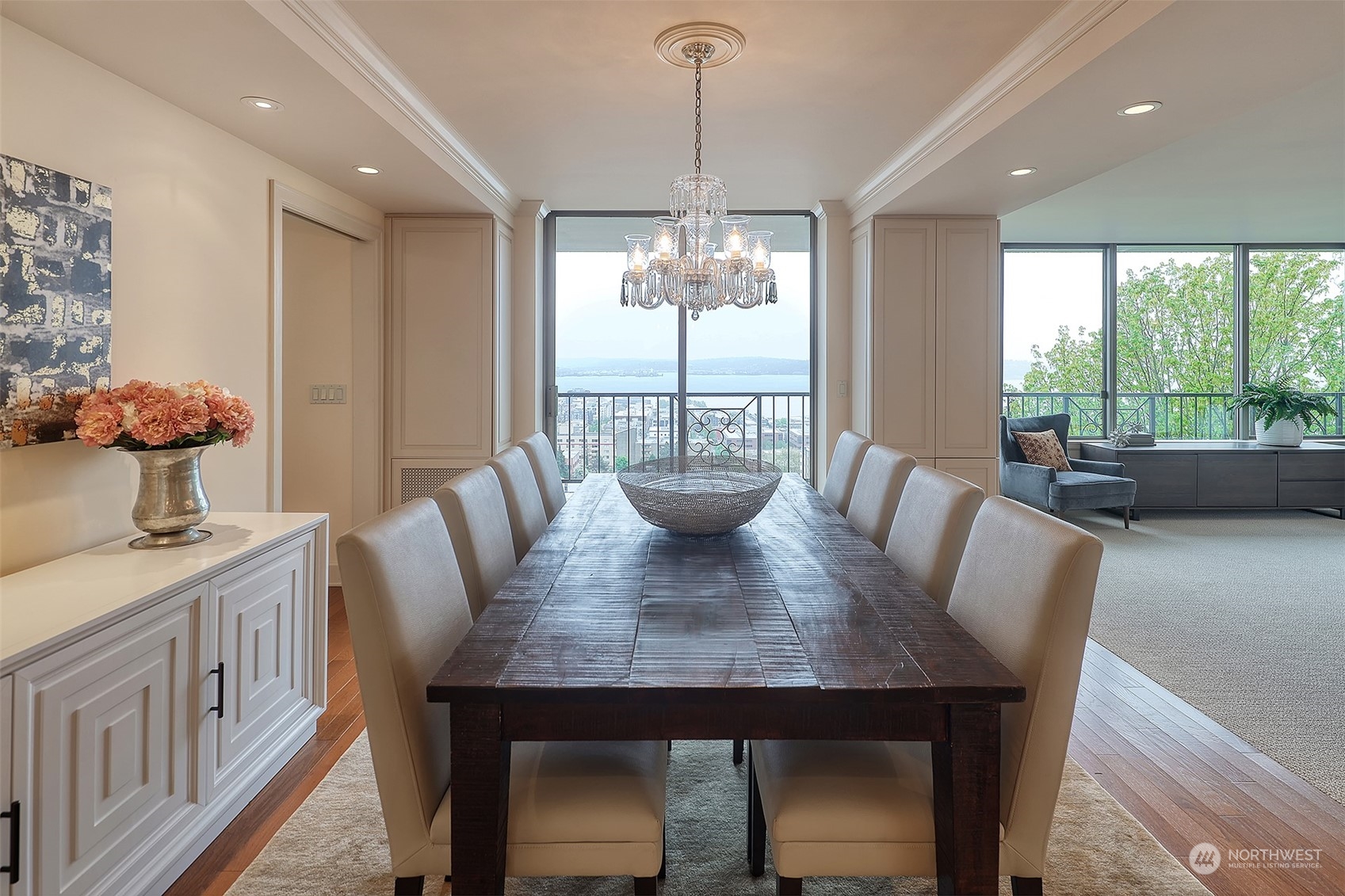 111 W Highland Drive Unit: 3W