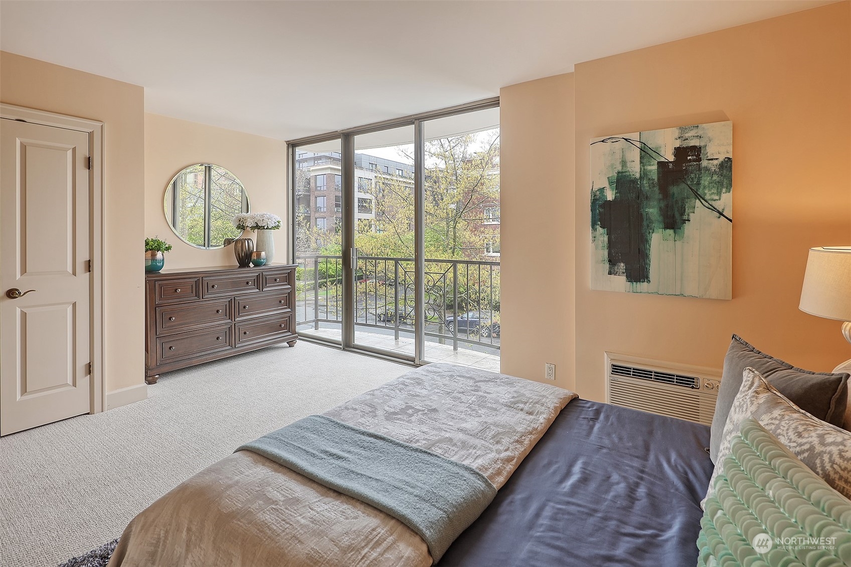 111 W Highland Drive Unit: 3W