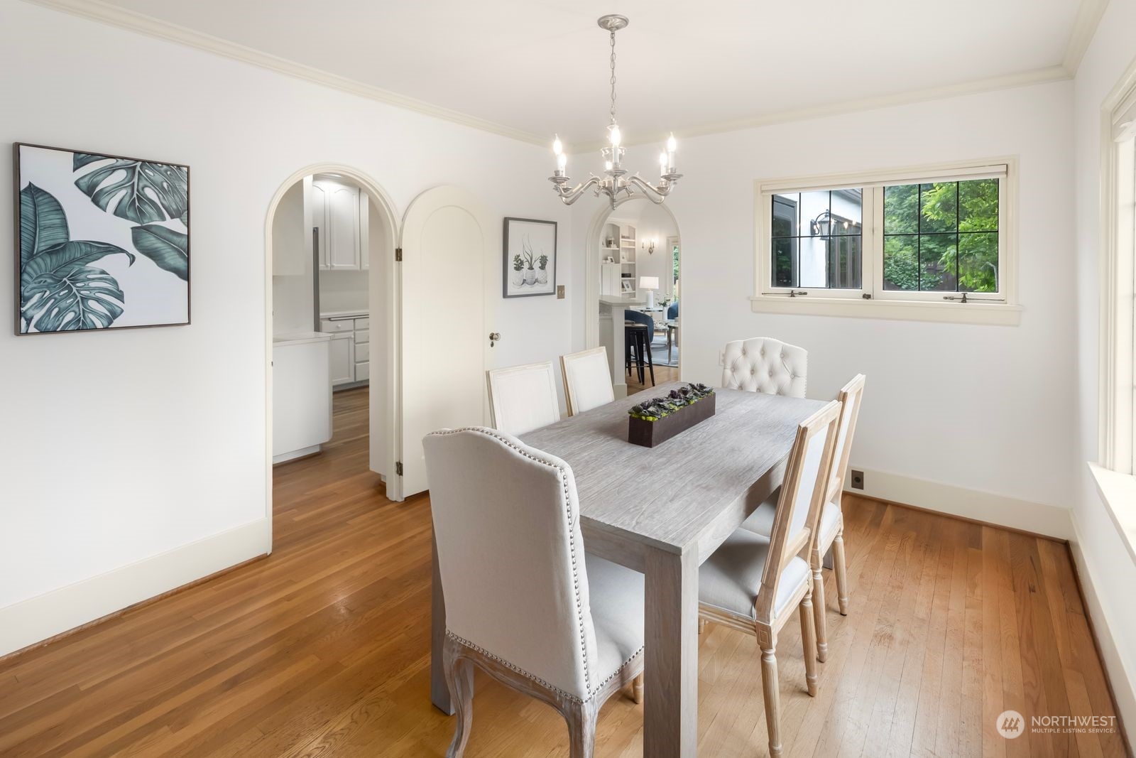 3701 Magnolia Boulevard W