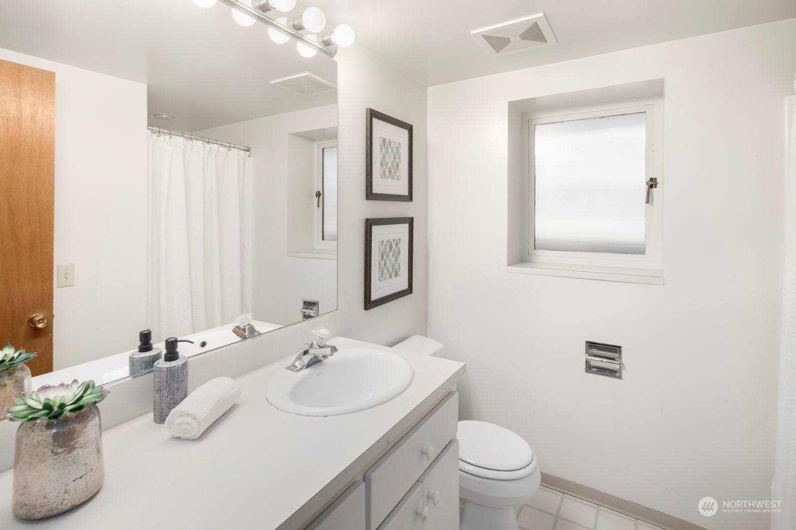 3701 Magnolia Boulevard W