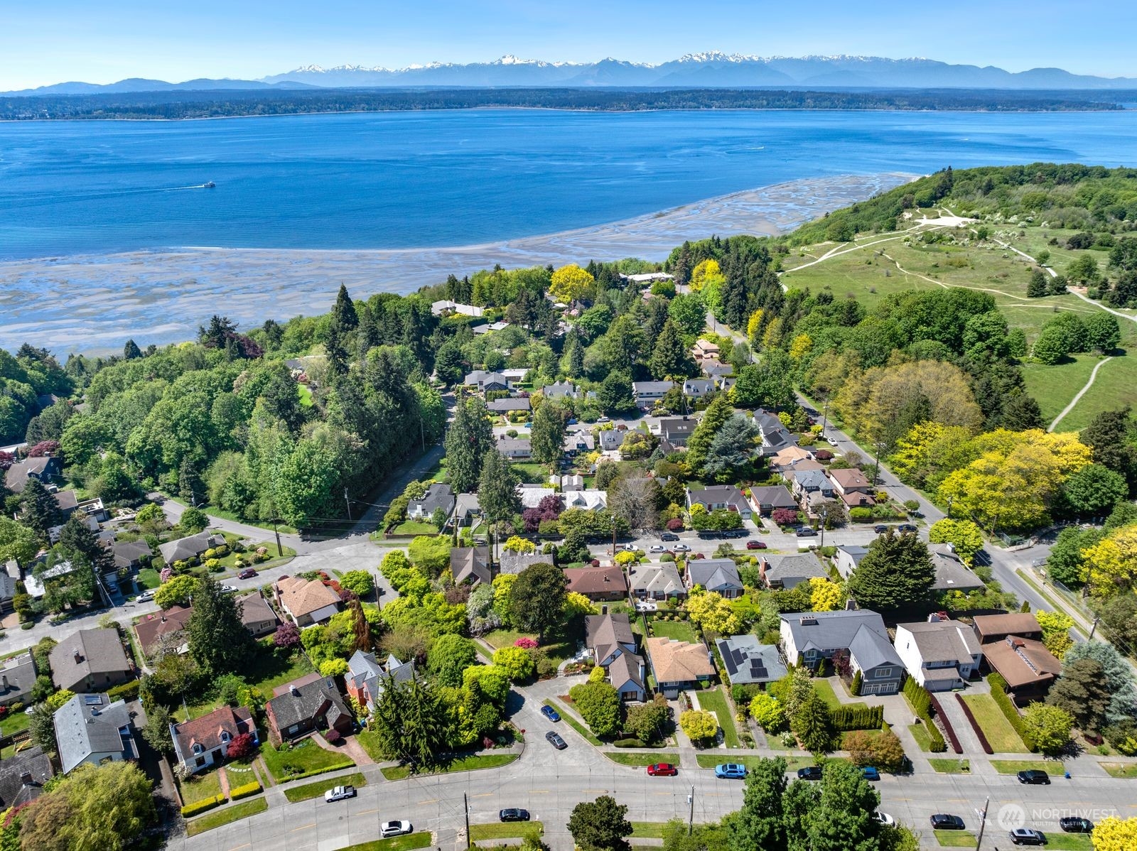 3701 Magnolia Boulevard W