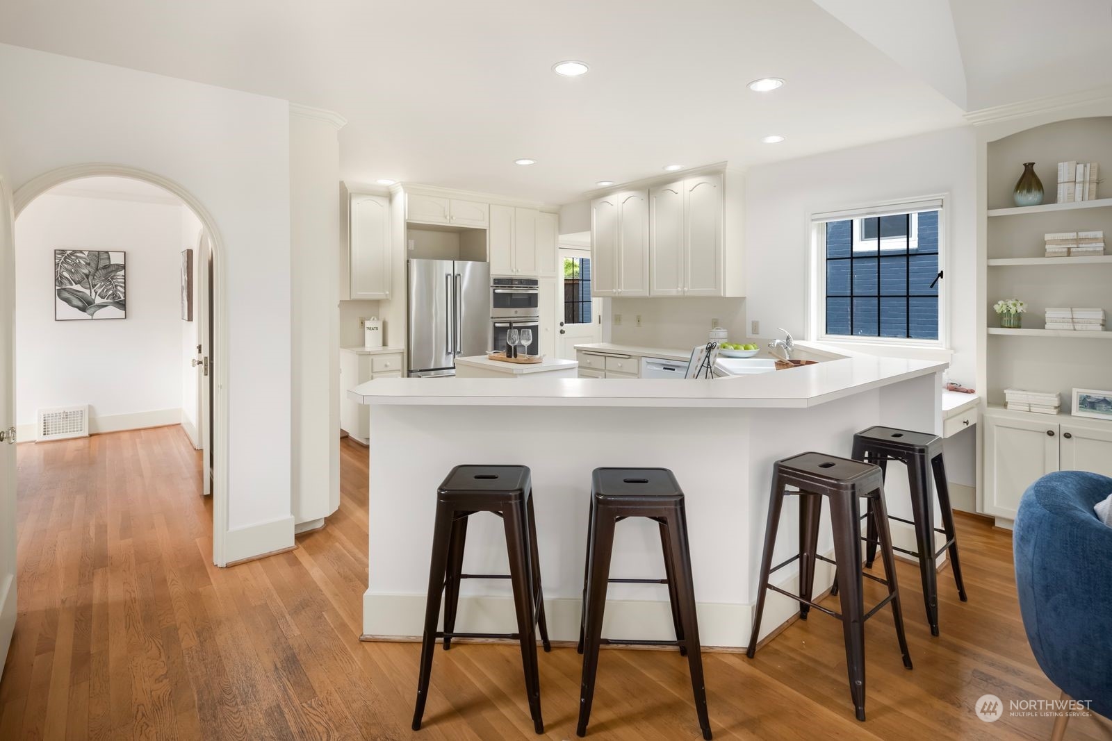 3701 Magnolia Boulevard W