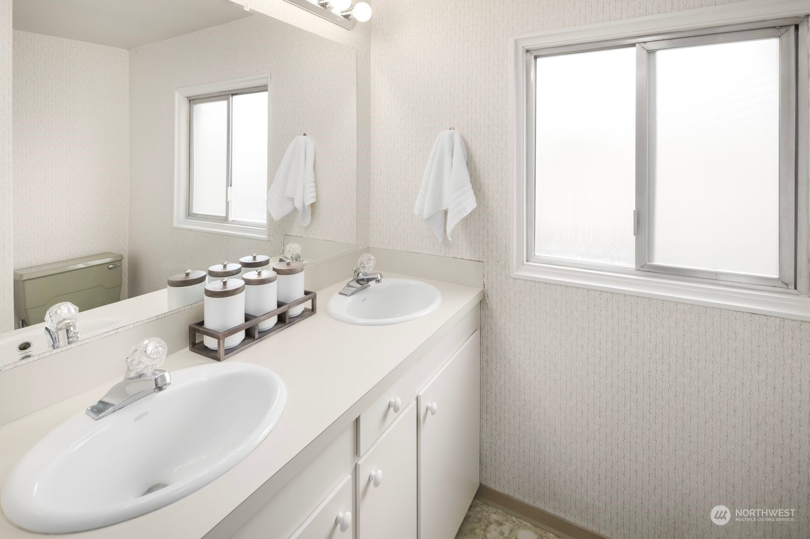 3701 Magnolia Boulevard W