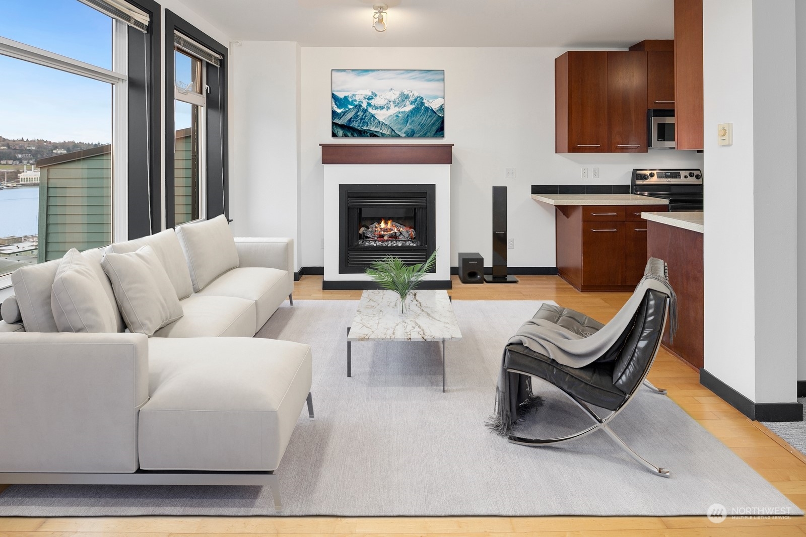 655 Crockett Street Unit: B405