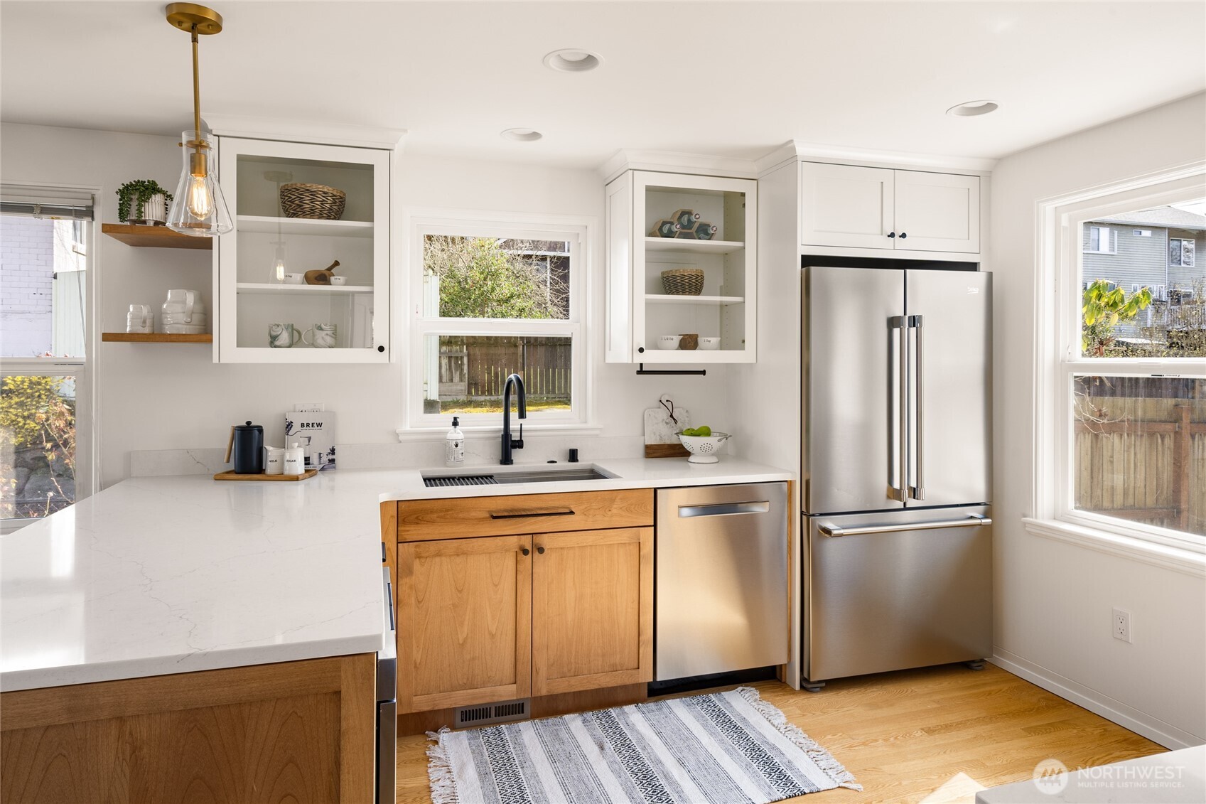 3215 W Bertona Street