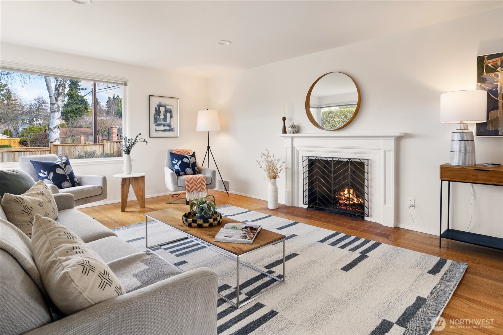 3215 W Bertona Street