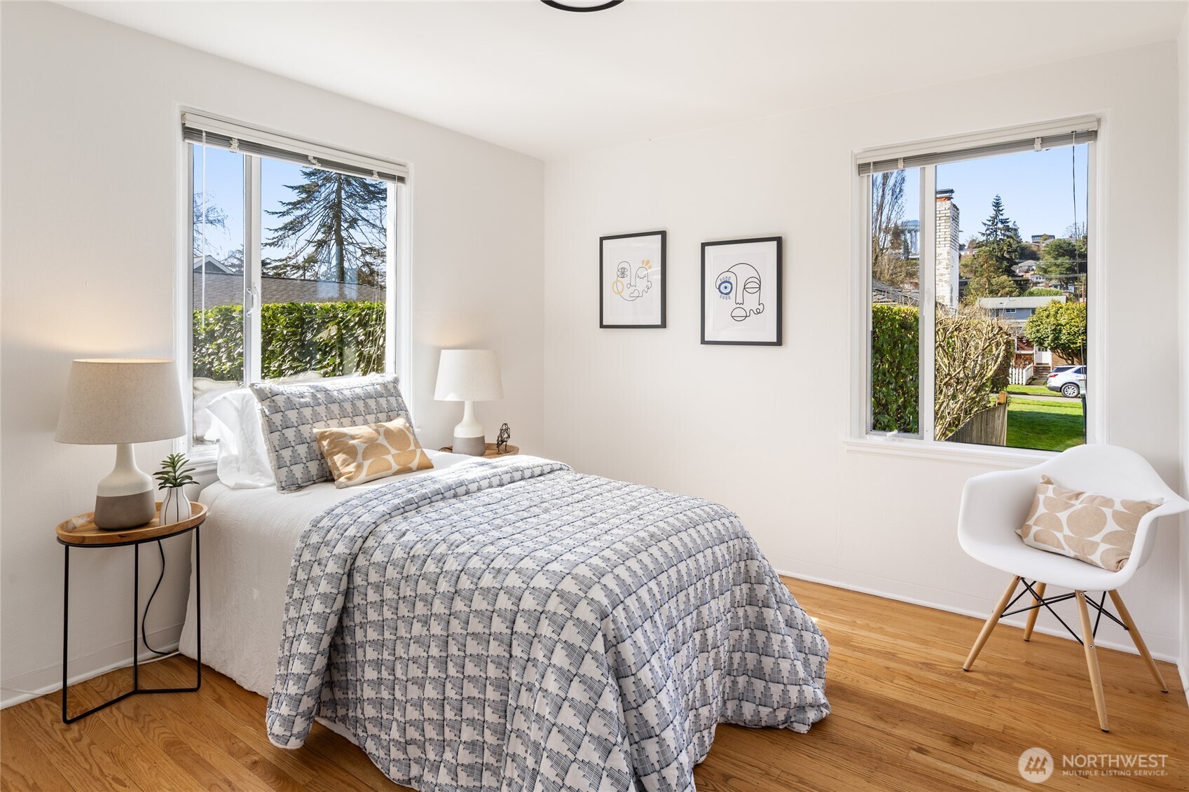 3215 W Bertona Street