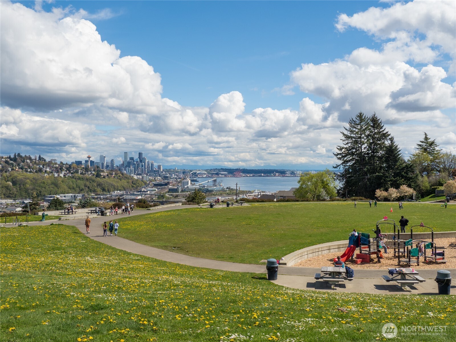 3215 W Bertona Street