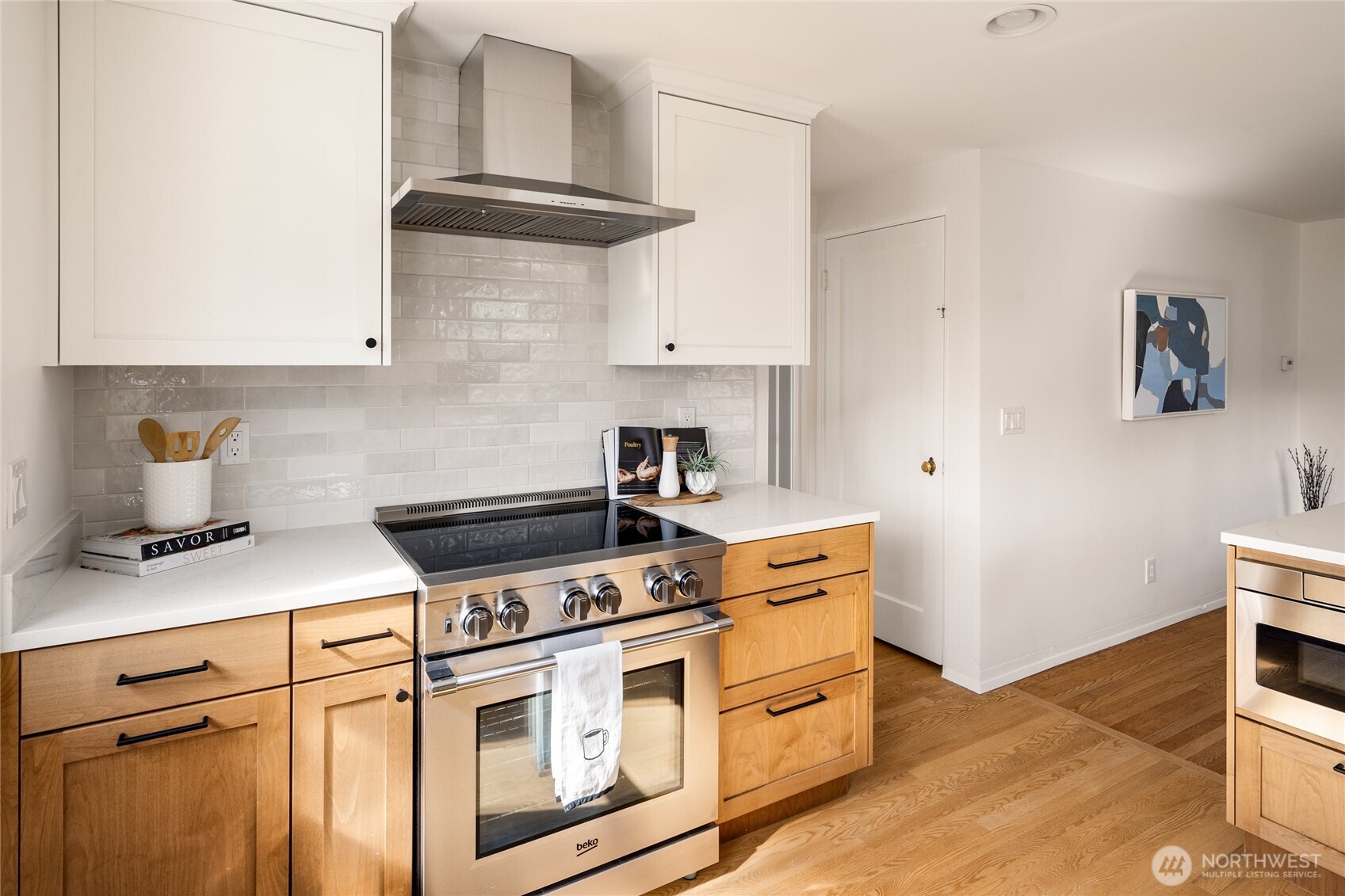 3215 W Bertona Street