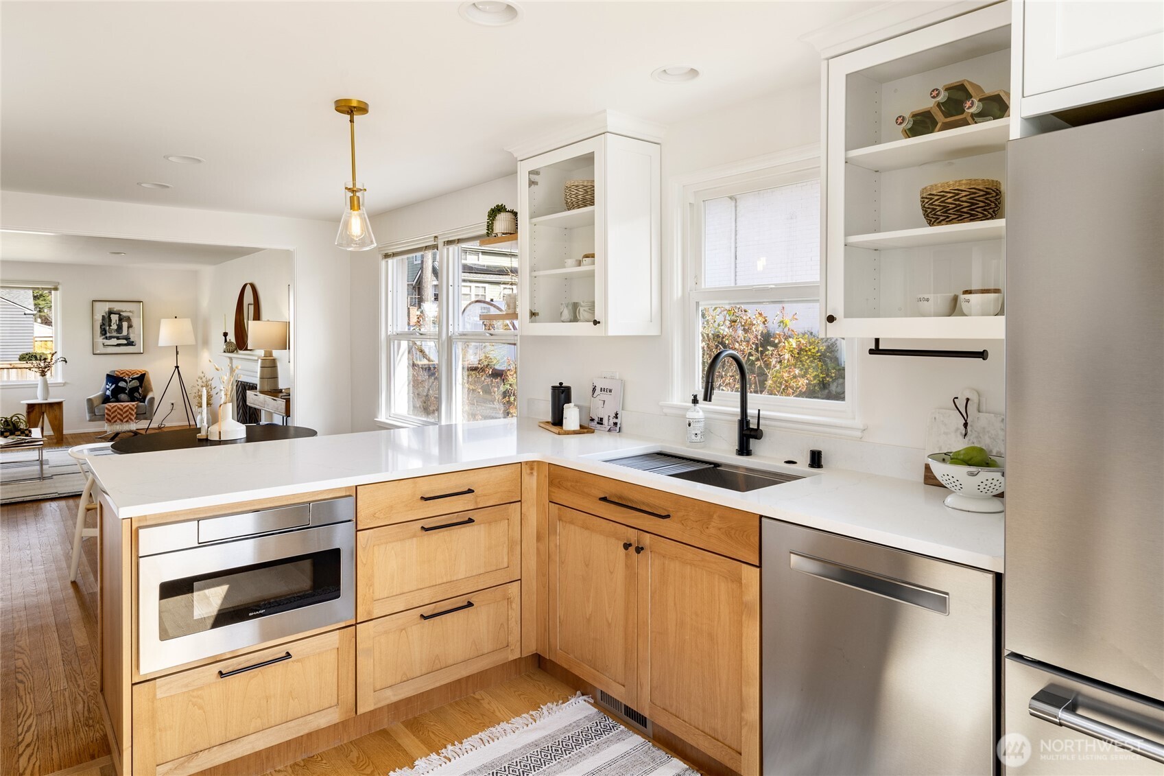 3215 W Bertona Street