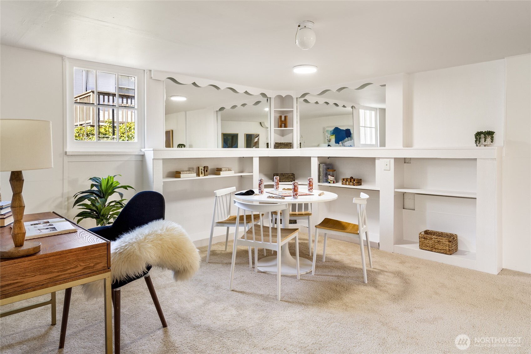 3215 W Bertona Street