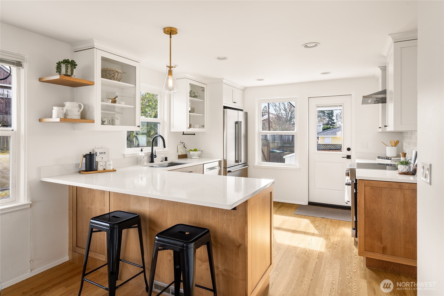 3215 W Bertona Street