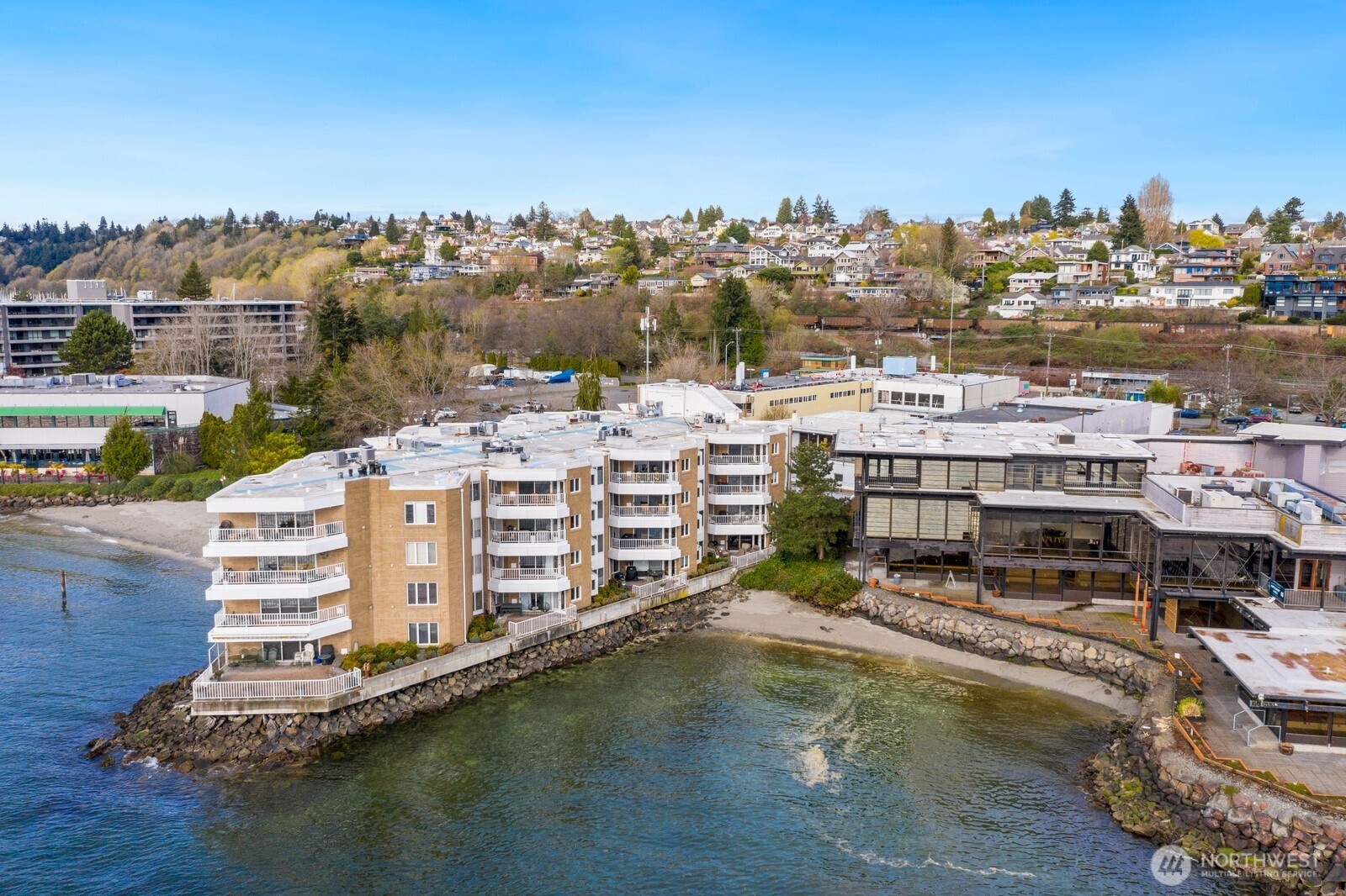 6321 Seaview Avenue NW Unit: 21