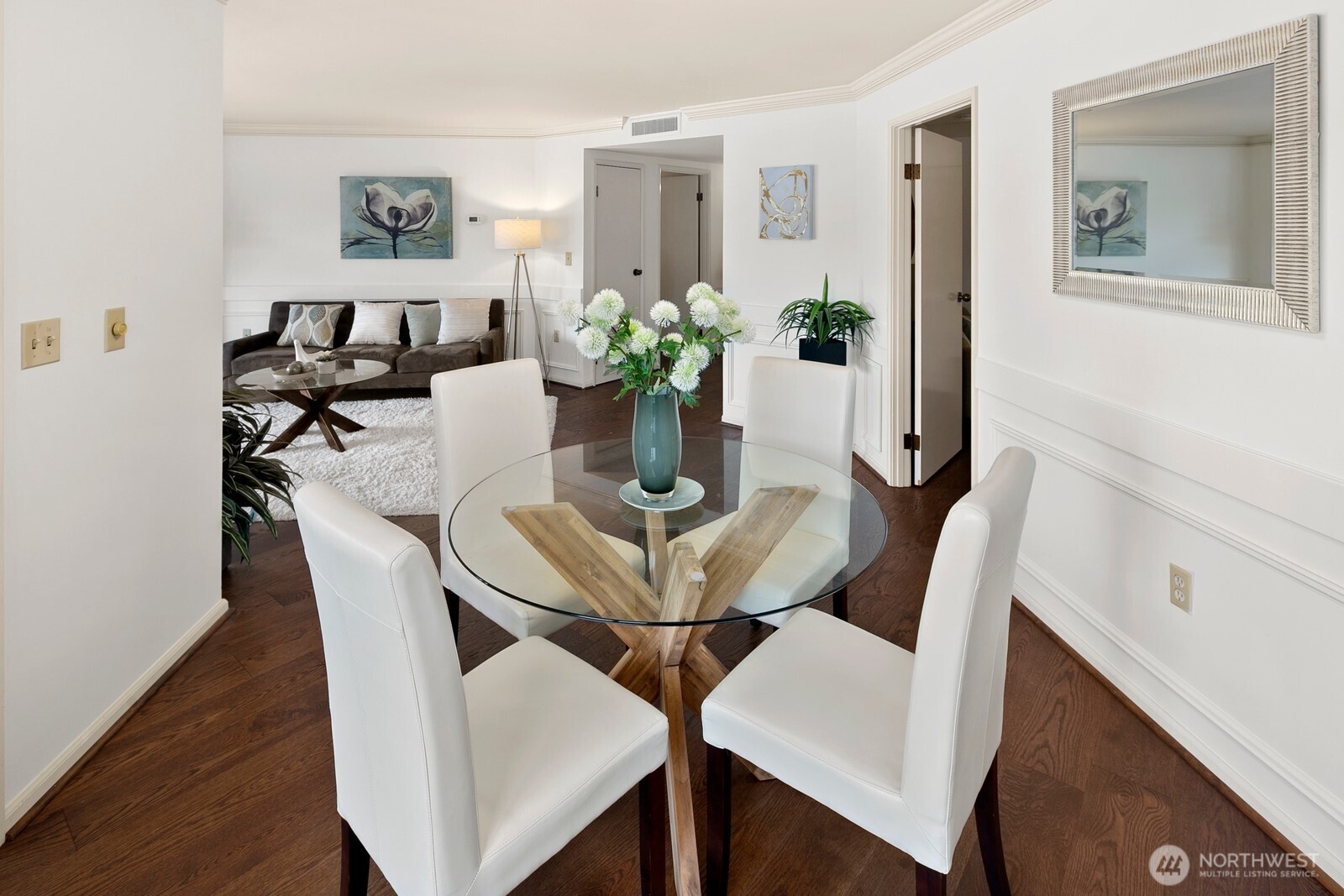 6321 Seaview Avenue NW Unit: 21